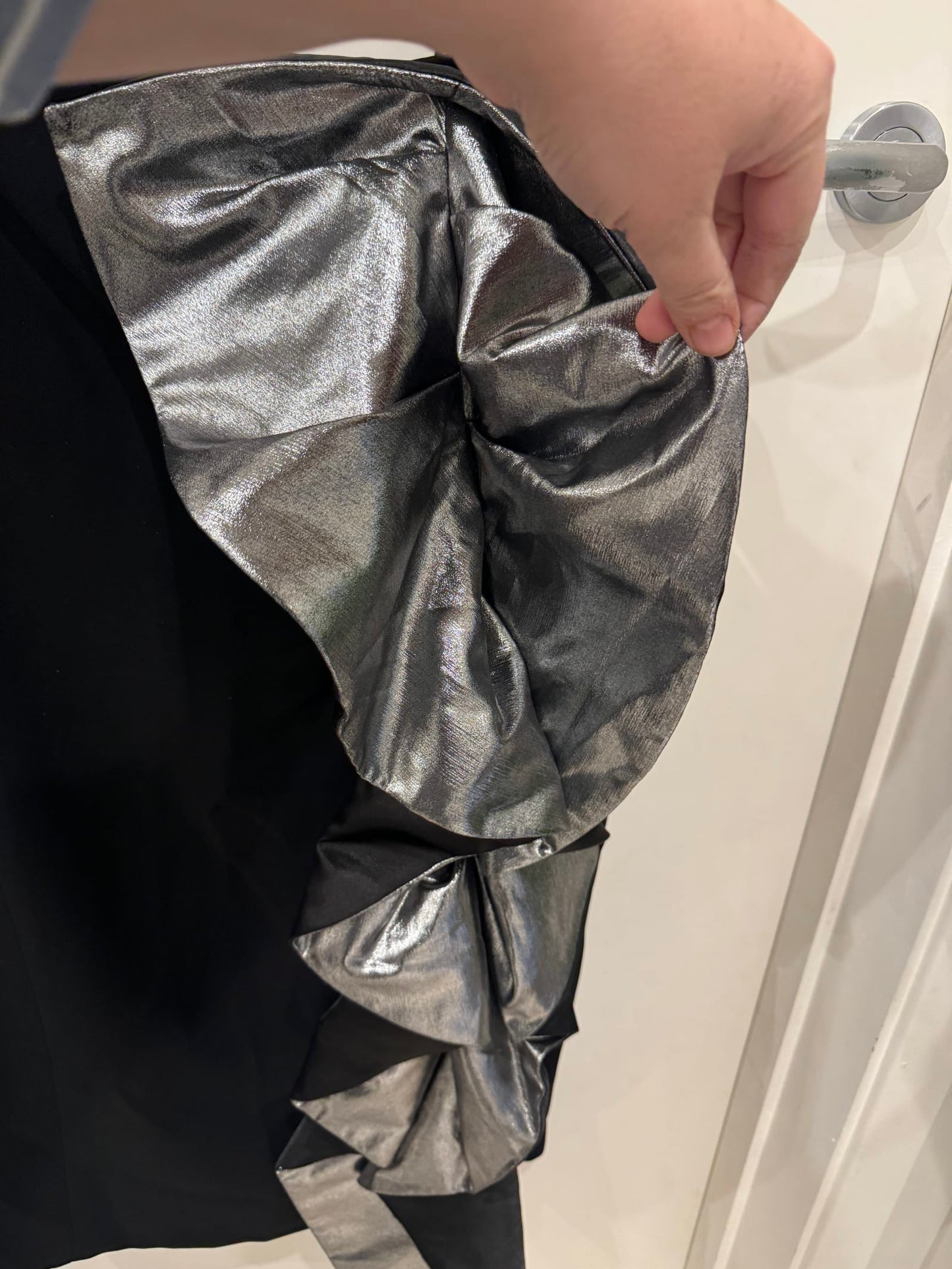 190251