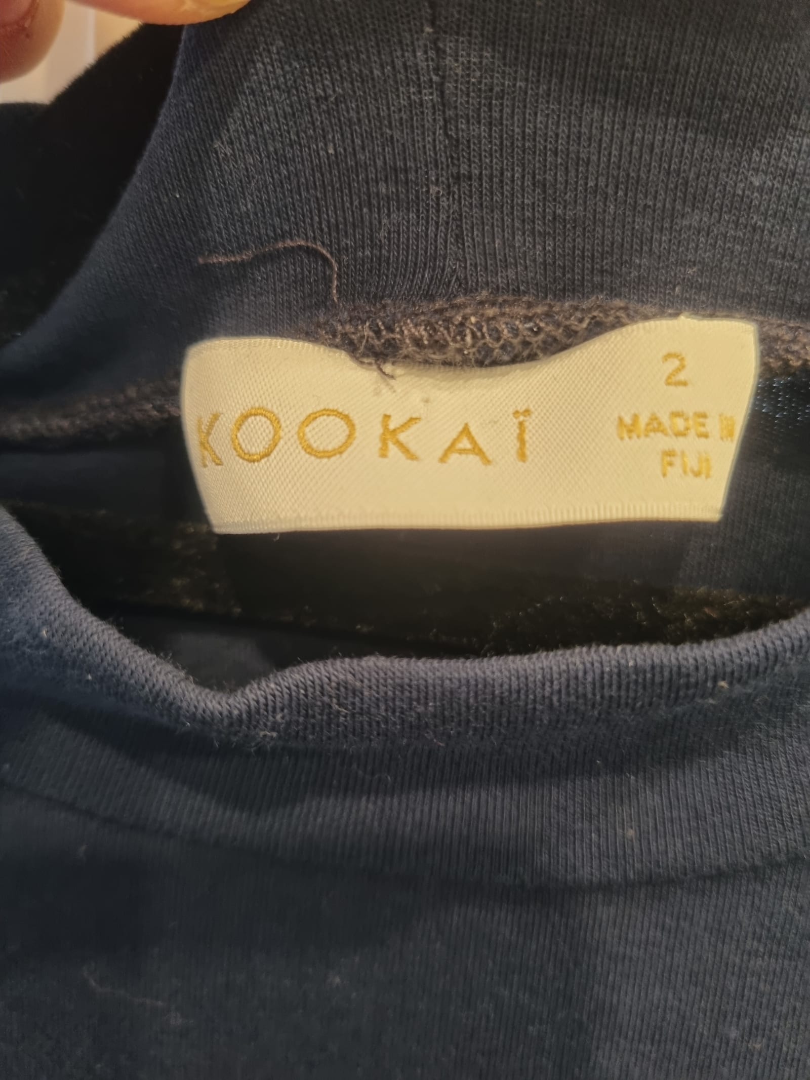 108989
