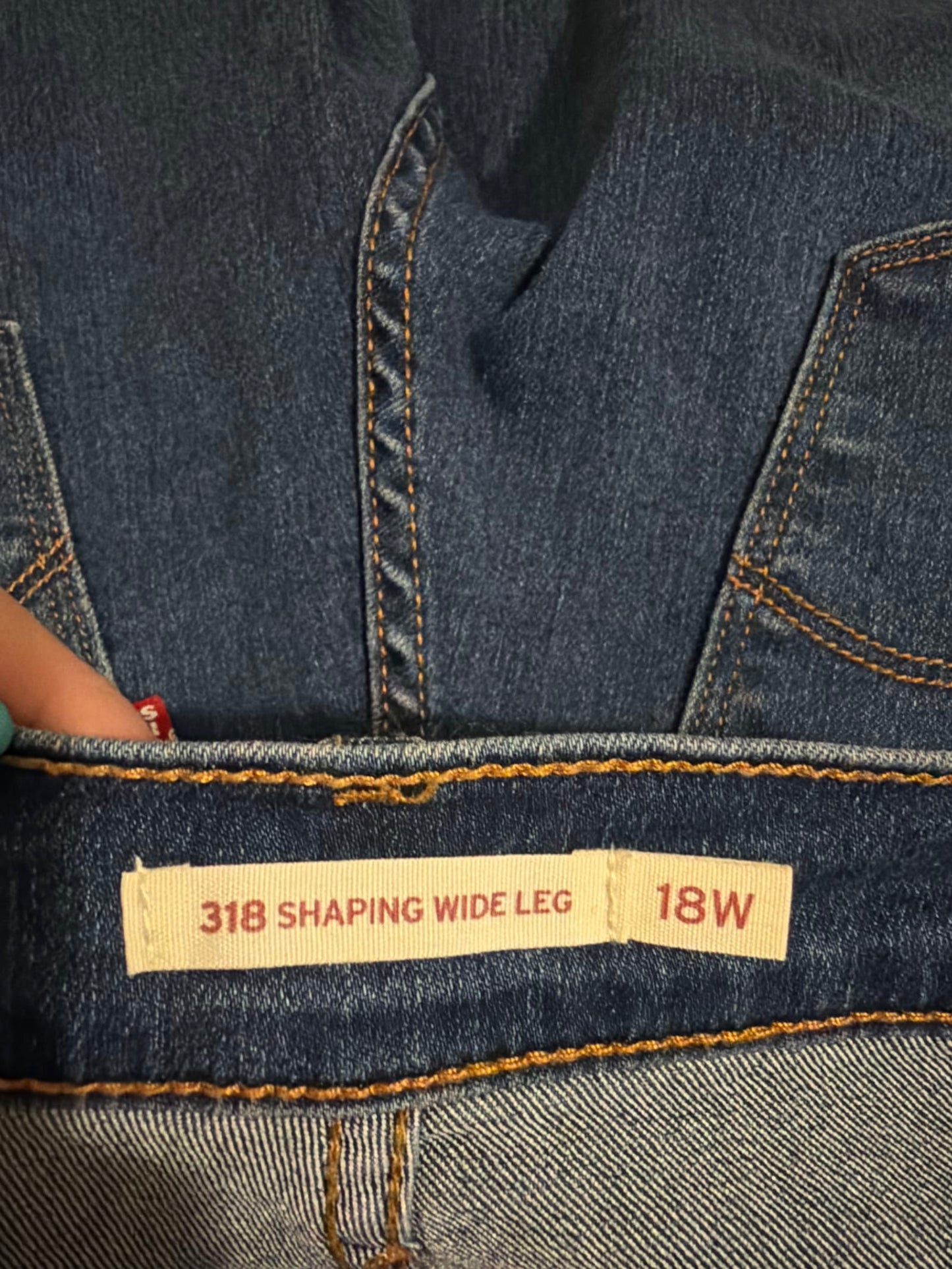 142698
