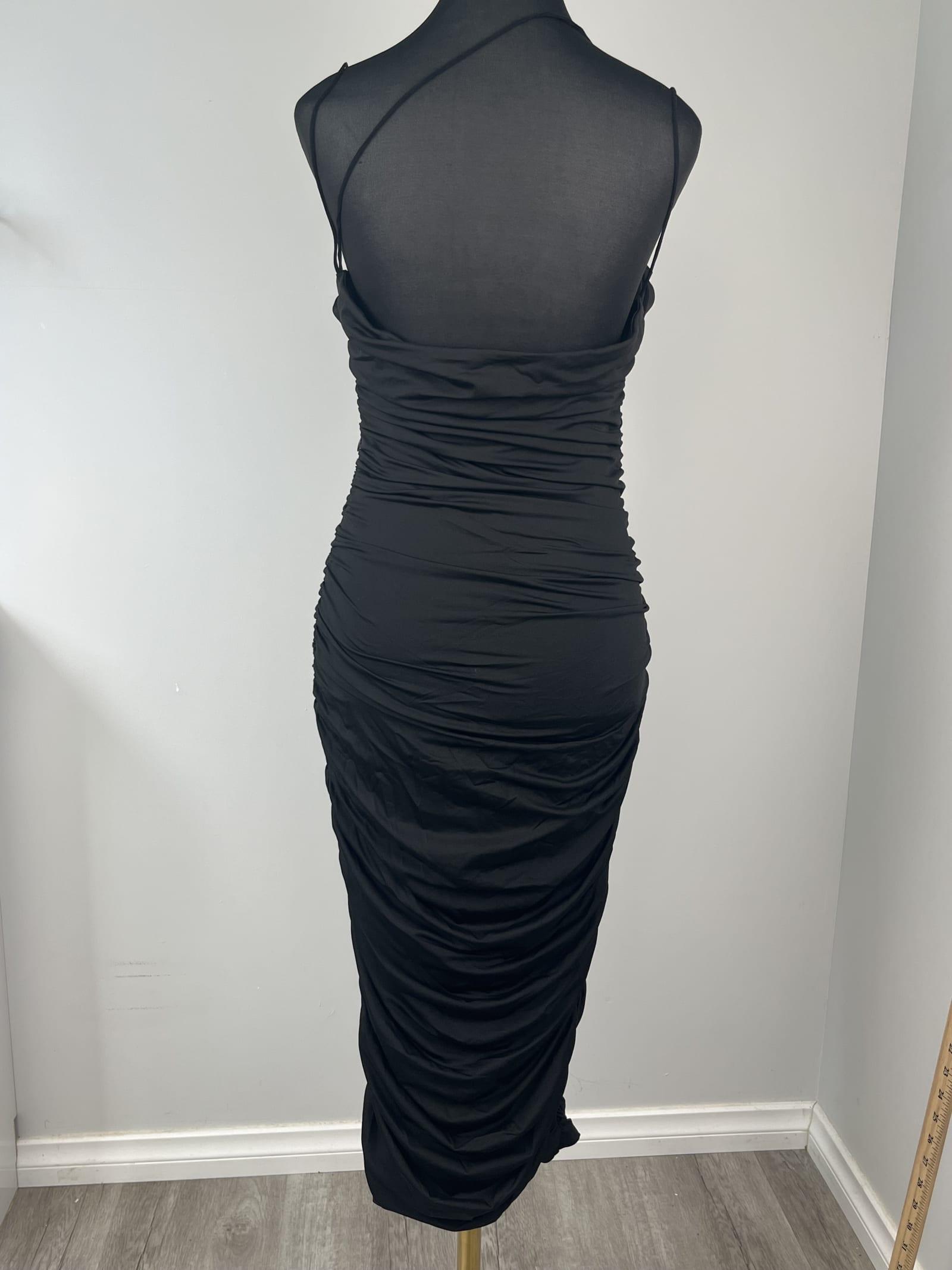 195231