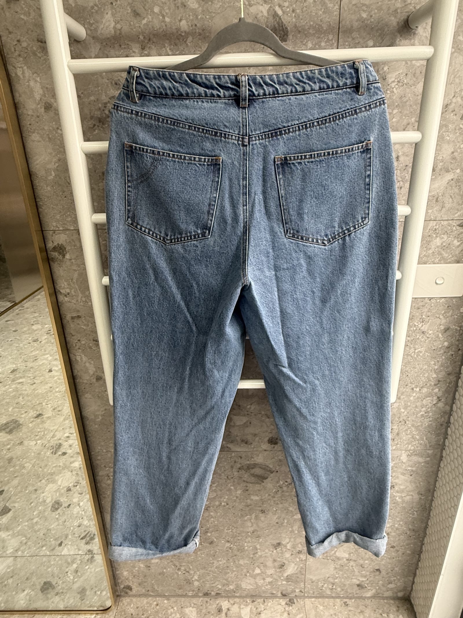 119947