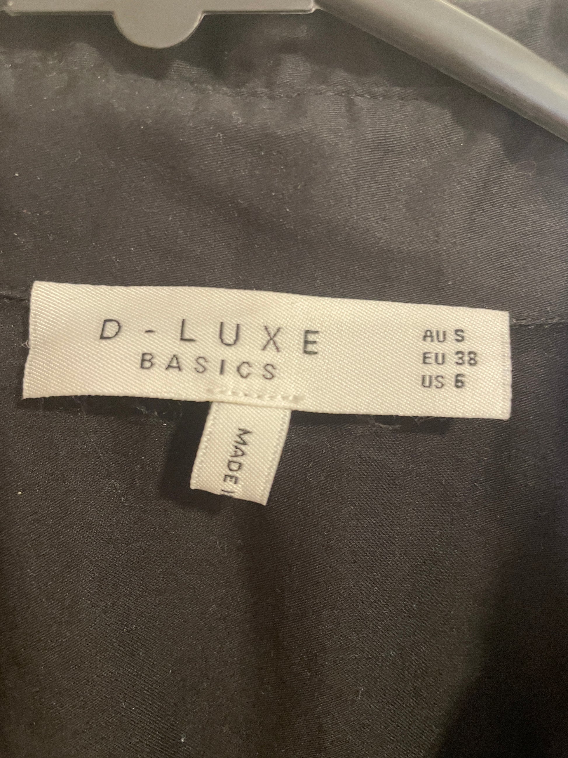 8285