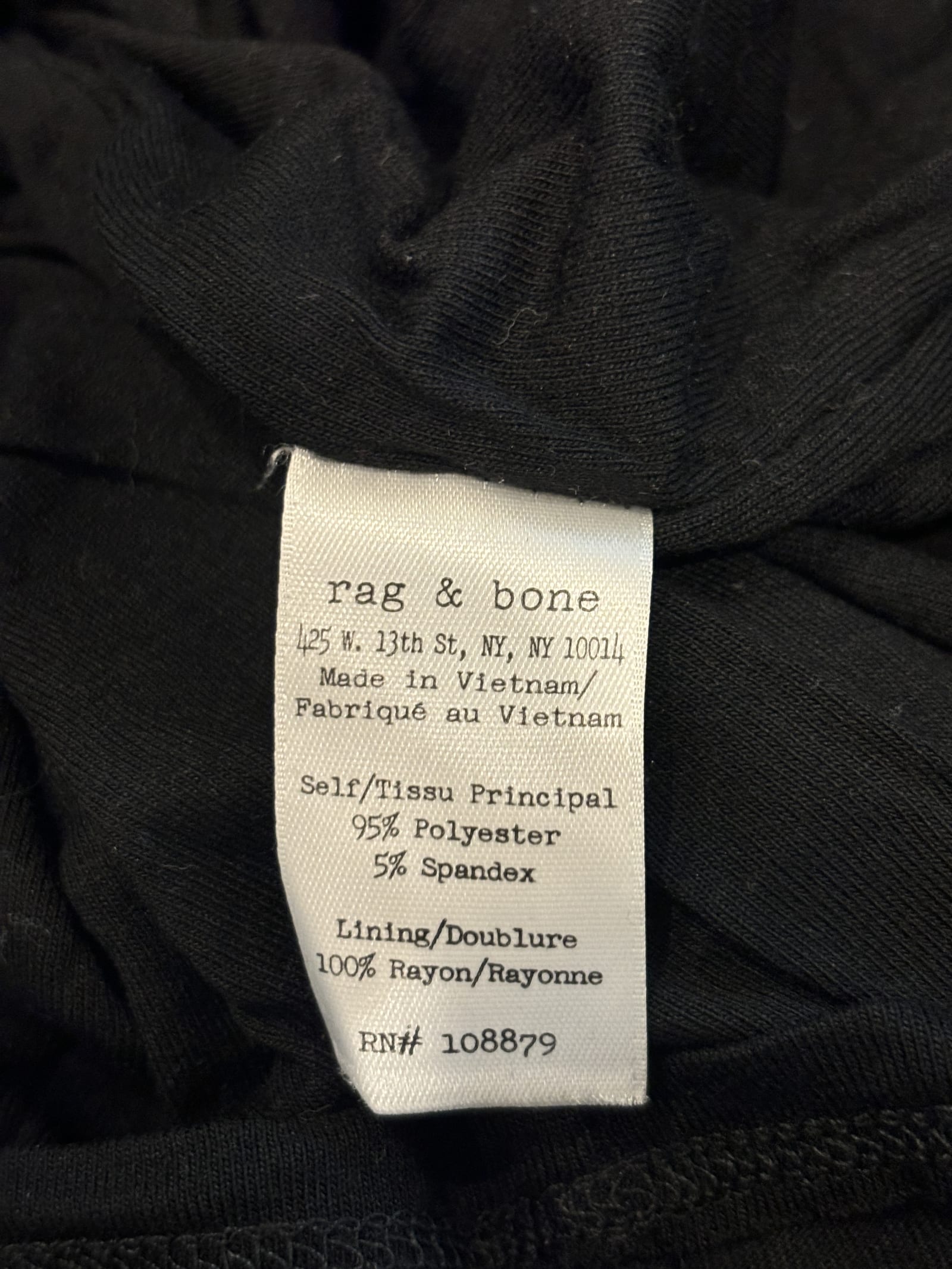 99560