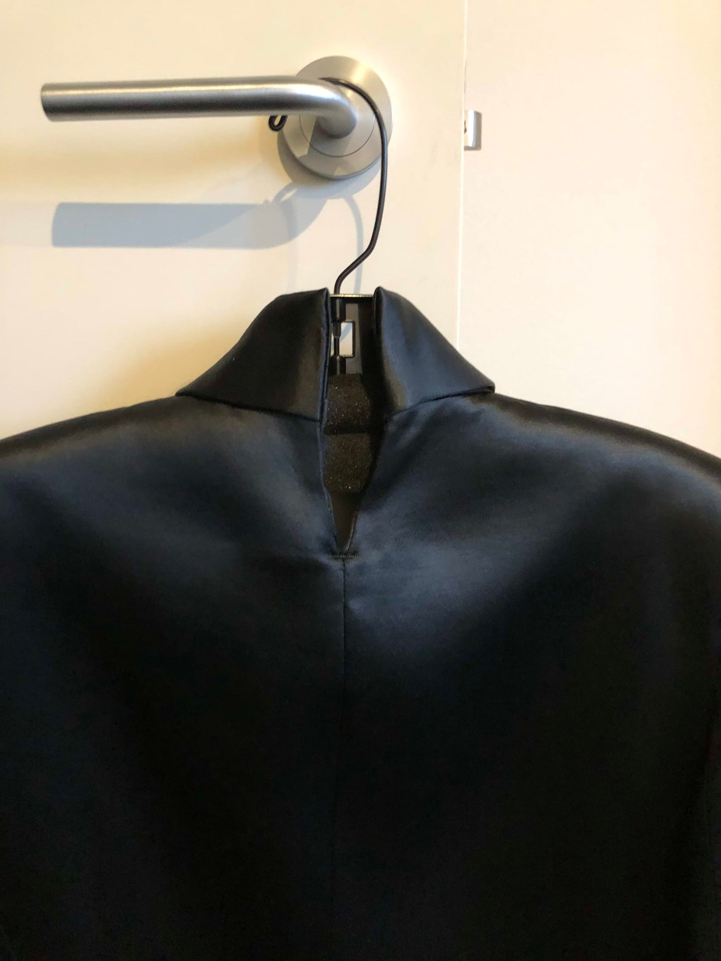 166401