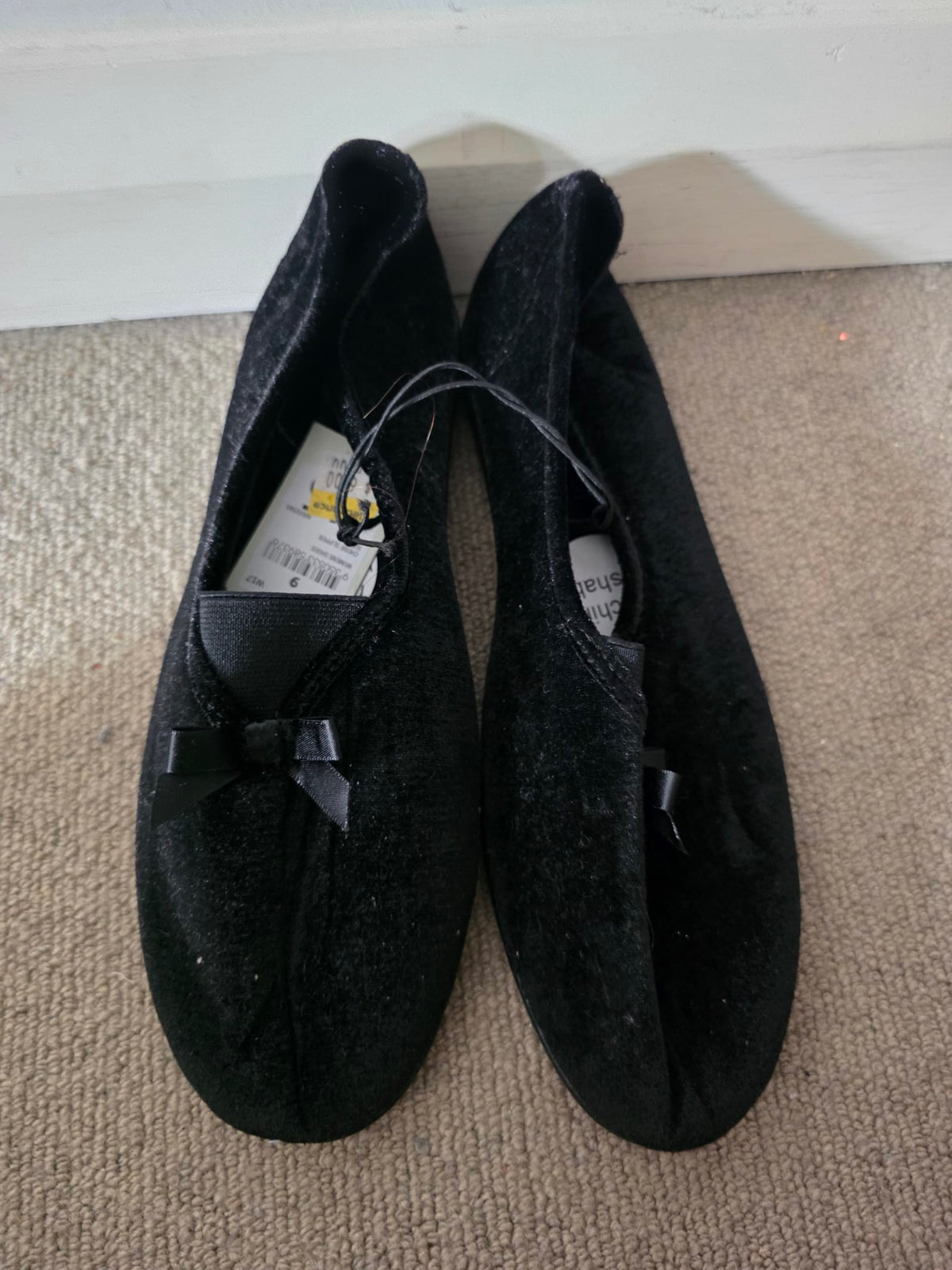 214684