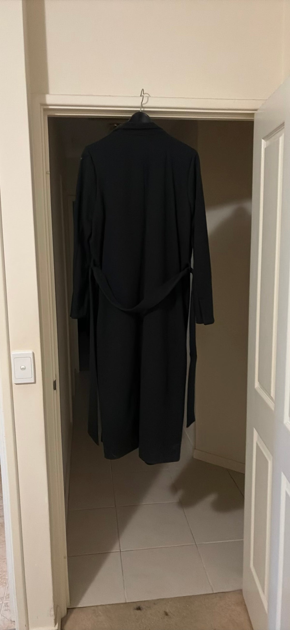 225652