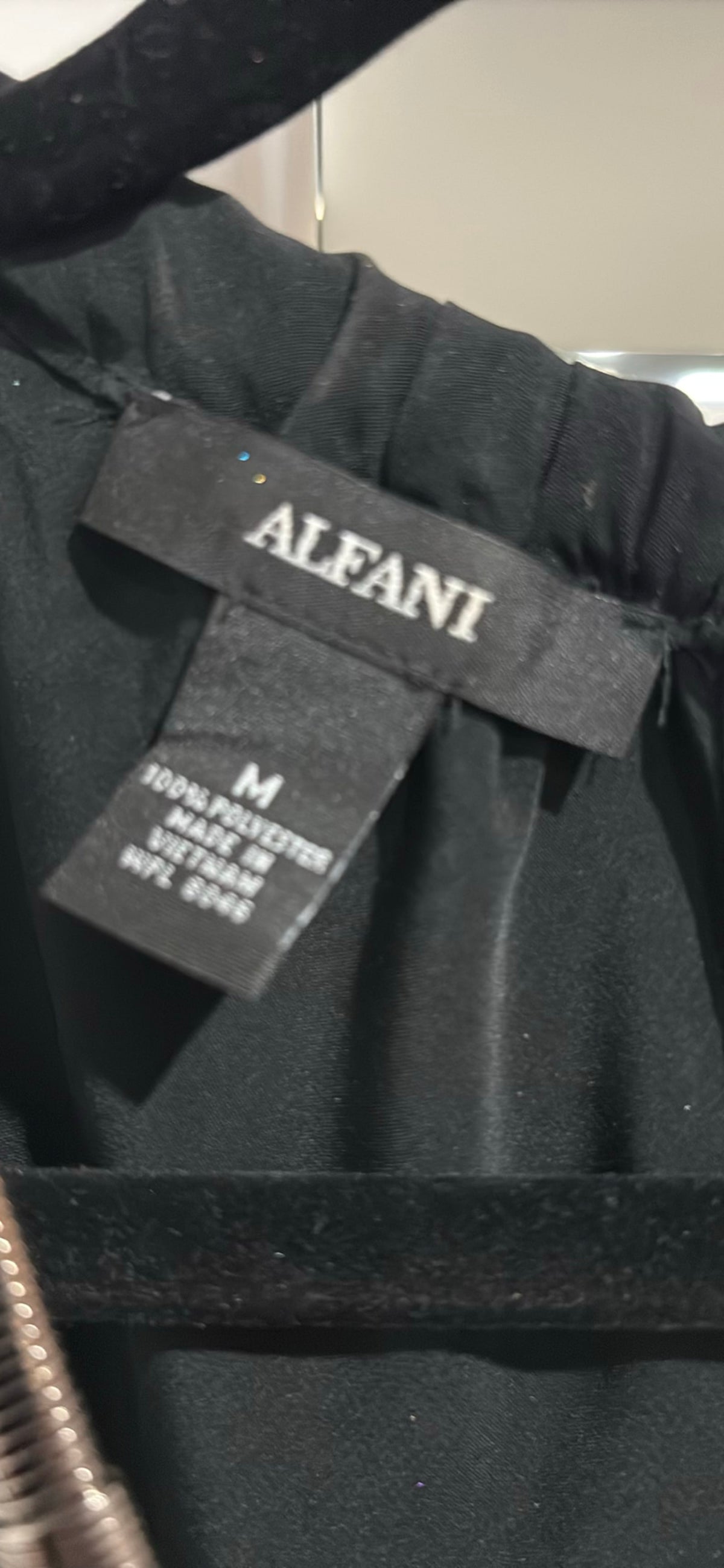 216338