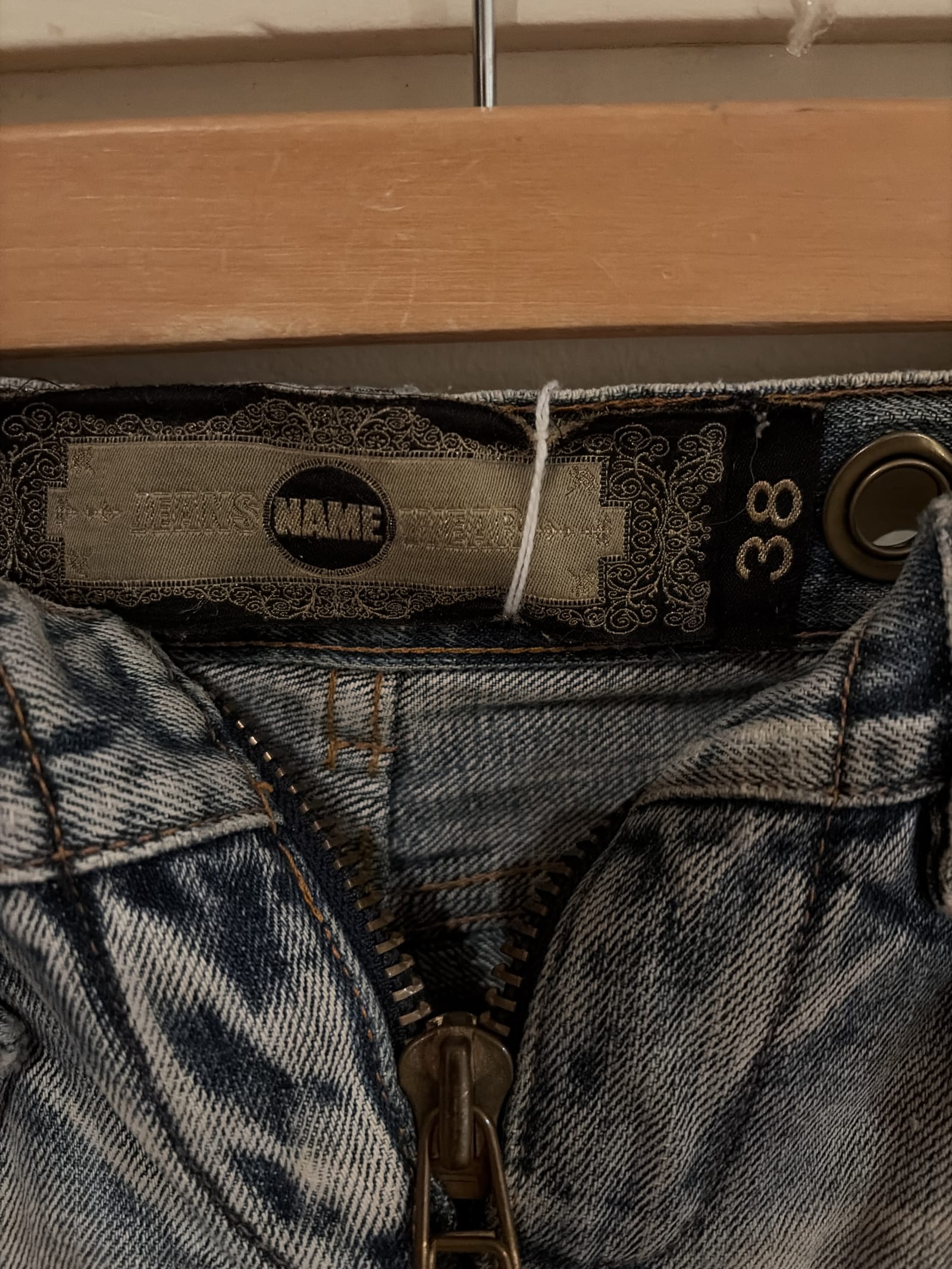 134348