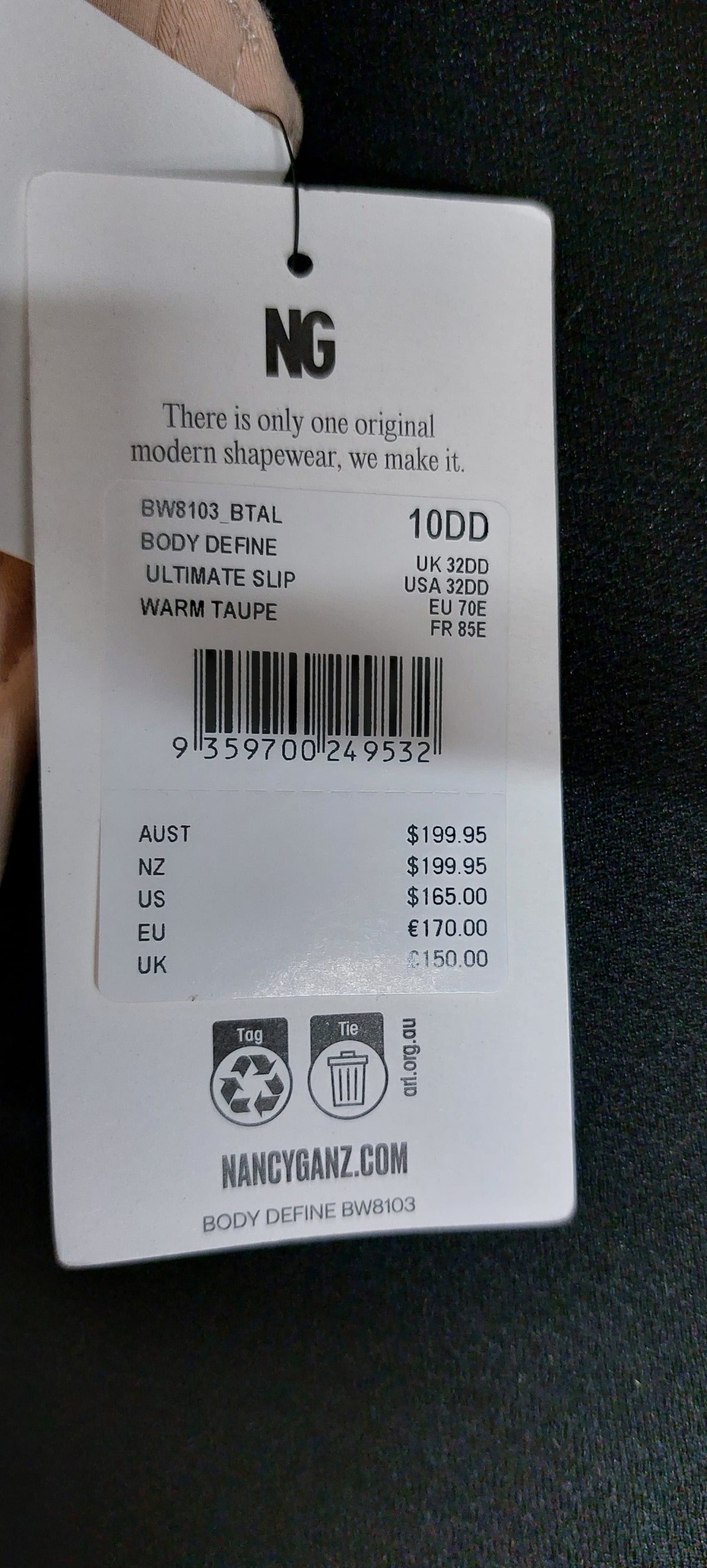 217079