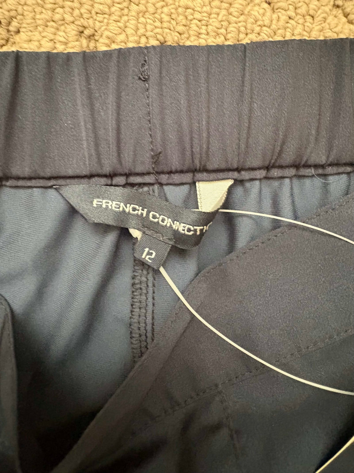 220569