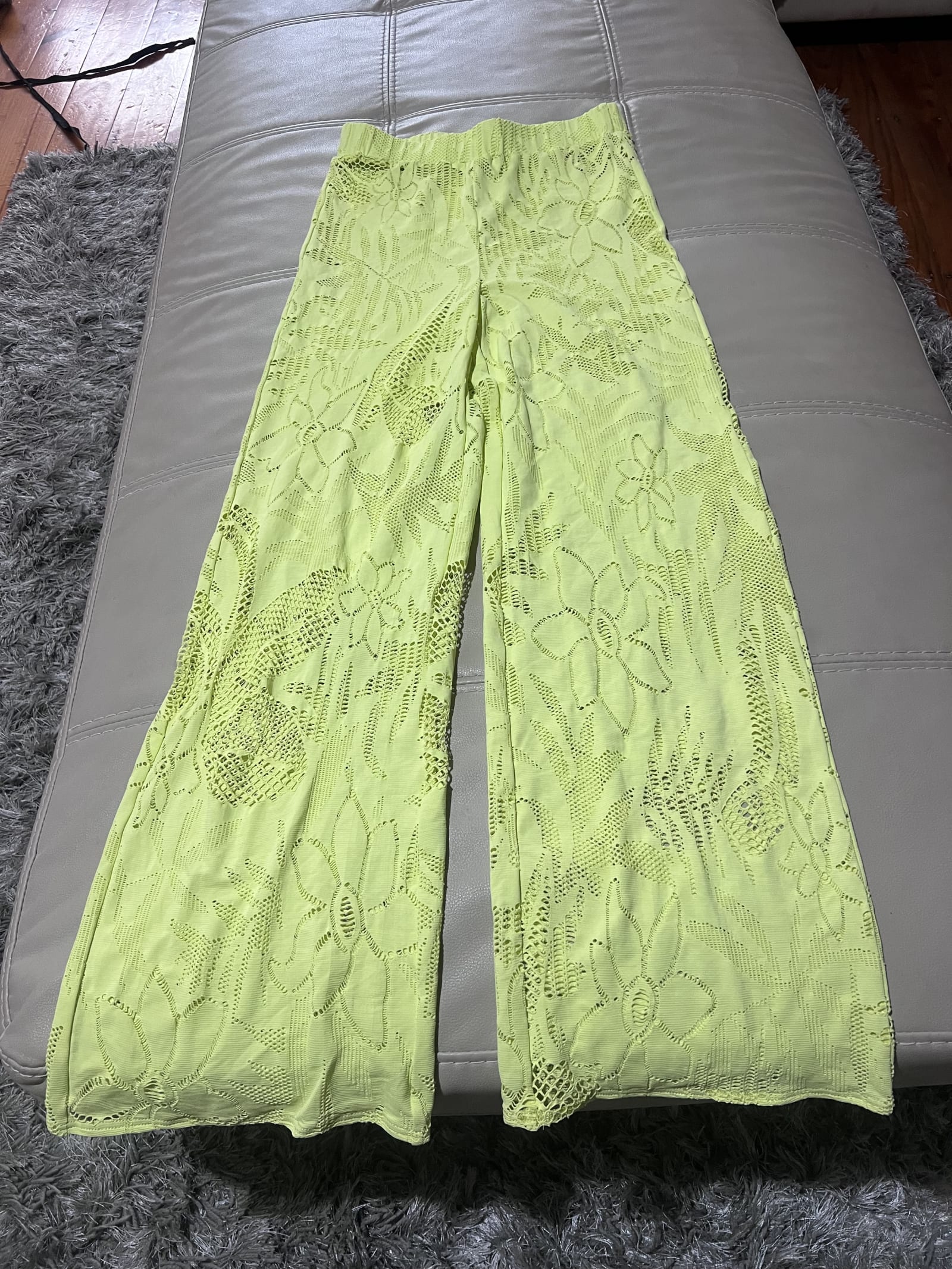198896