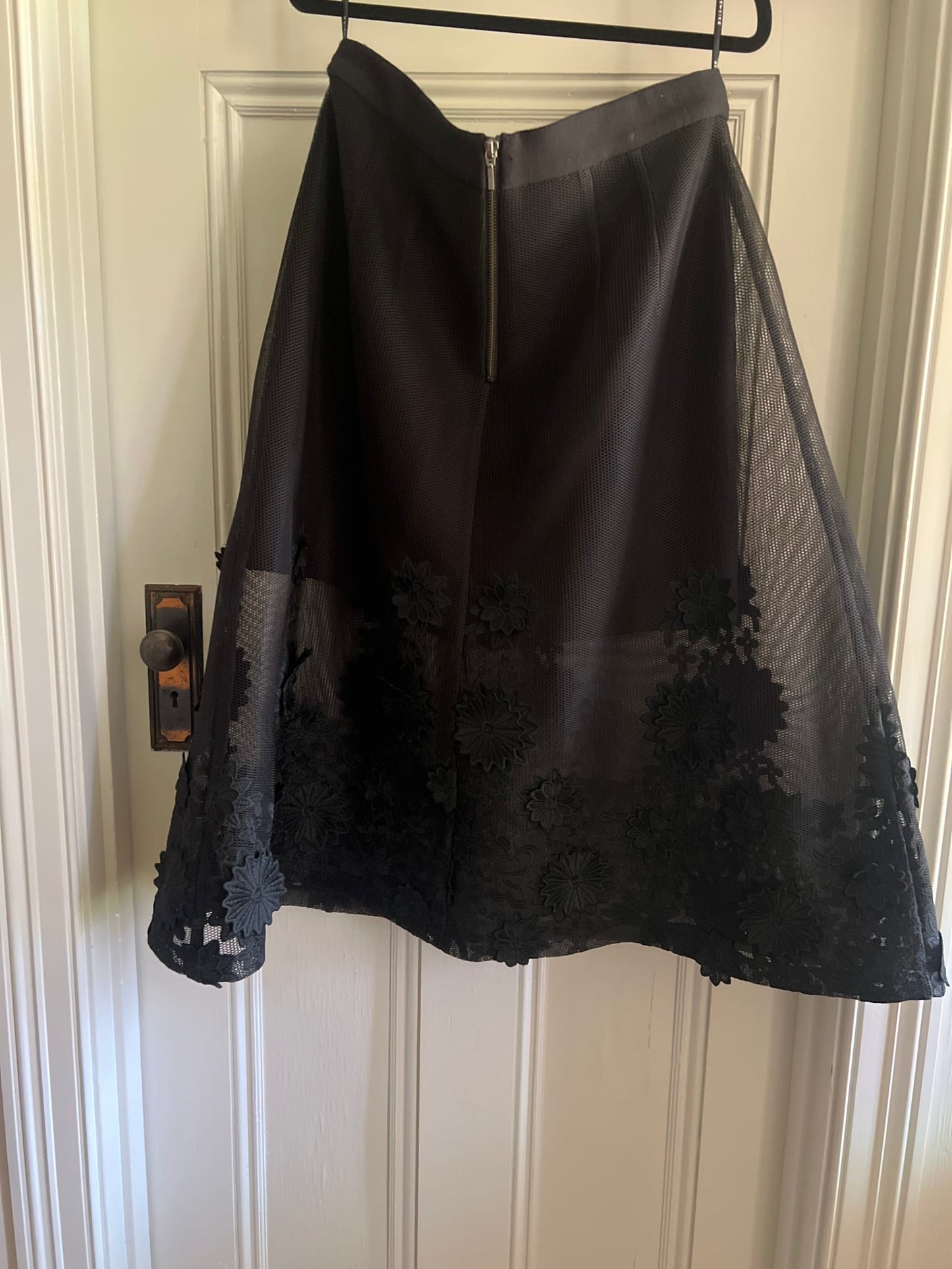 163894