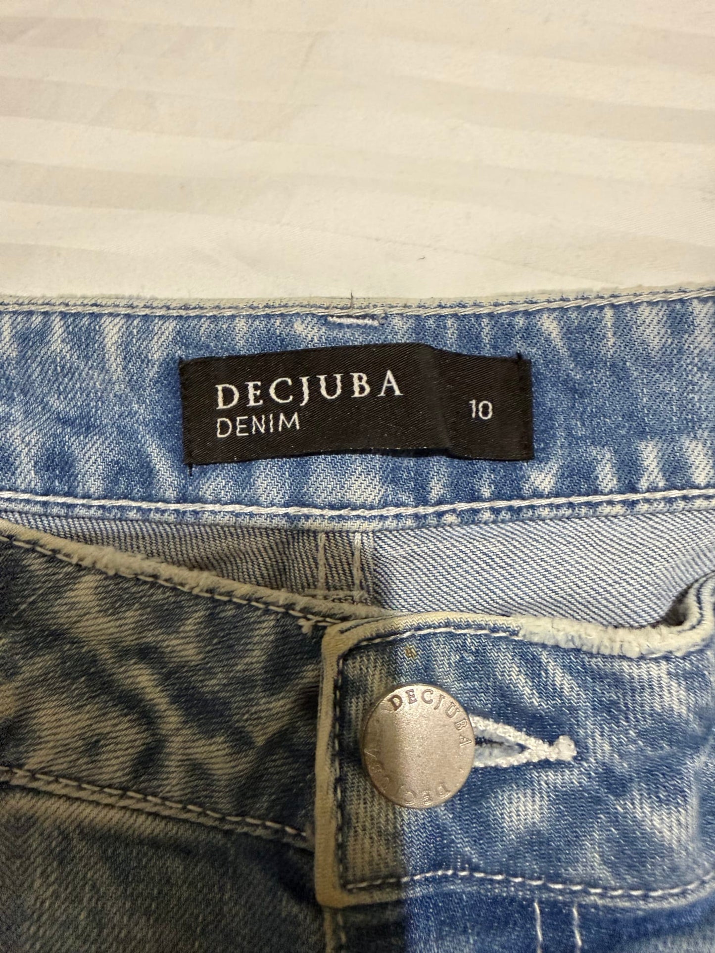 168605