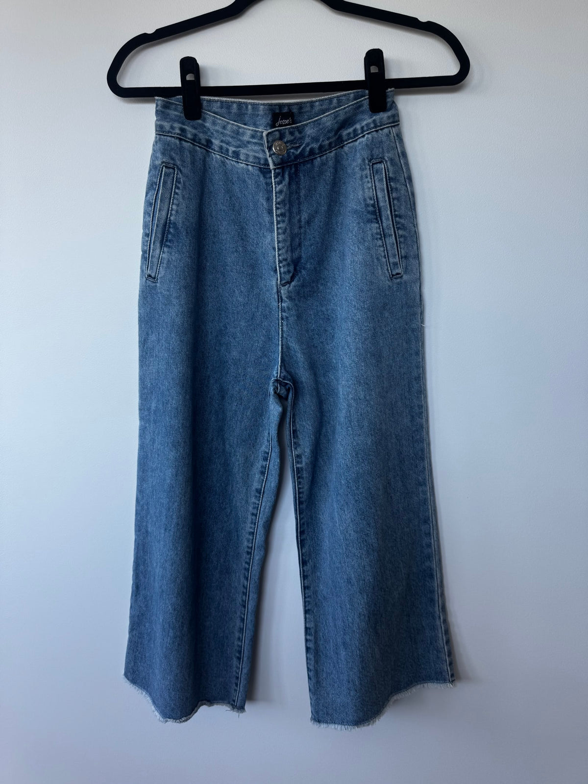 199880