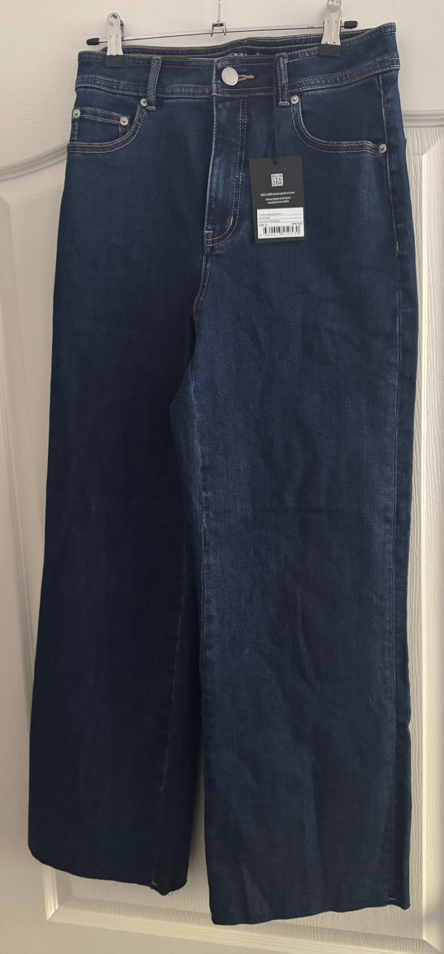 197943