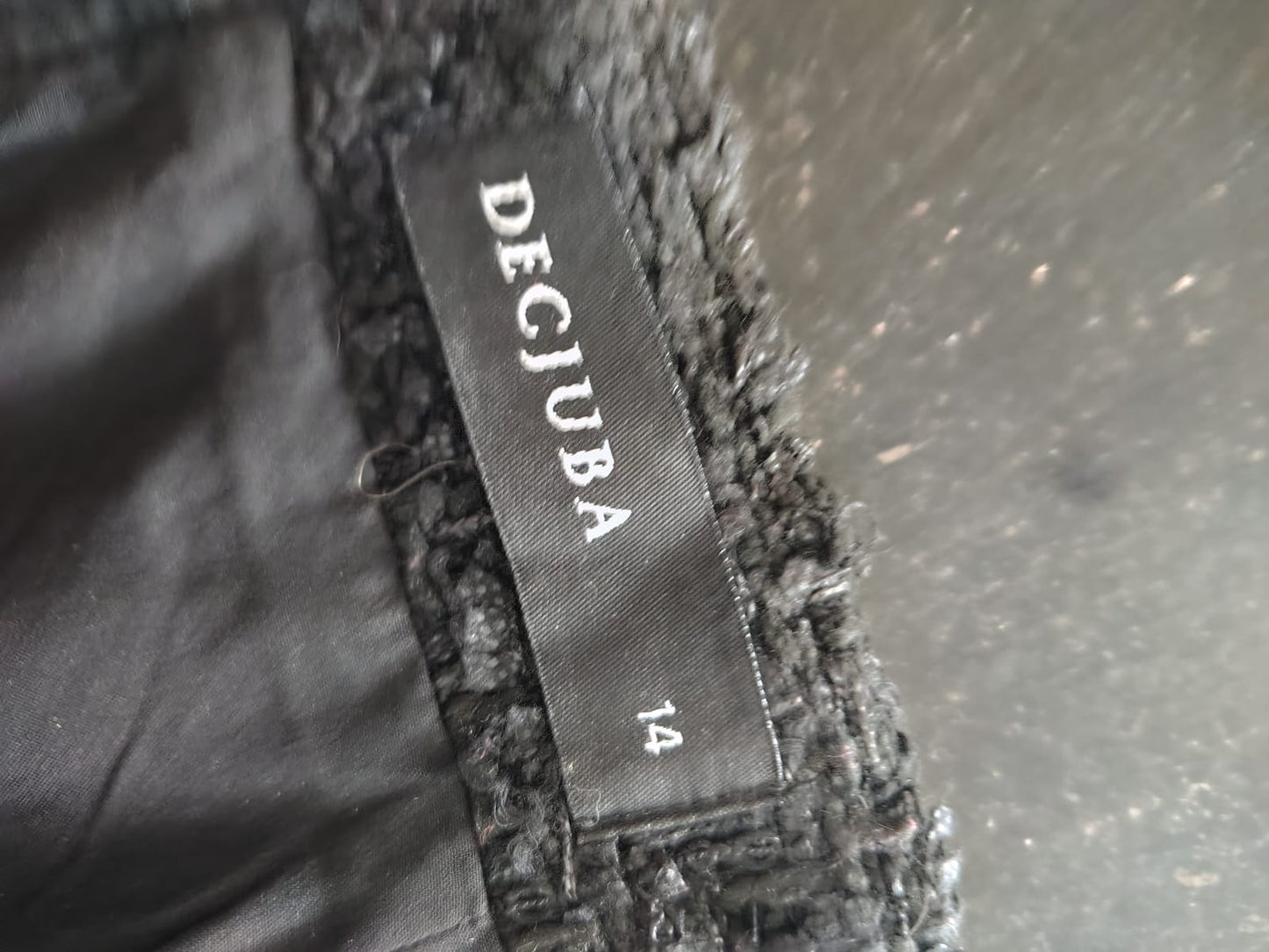 116633