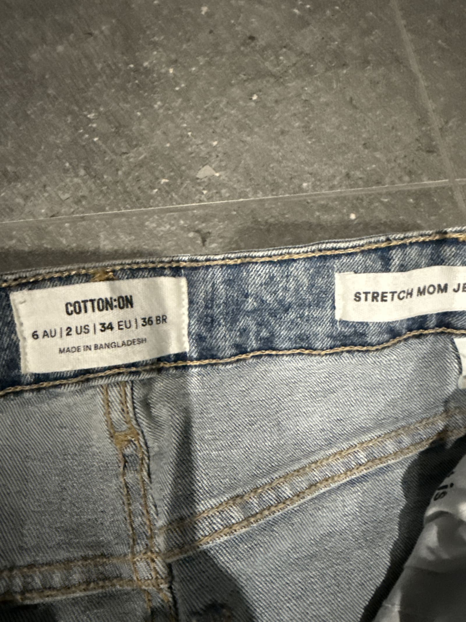 102942