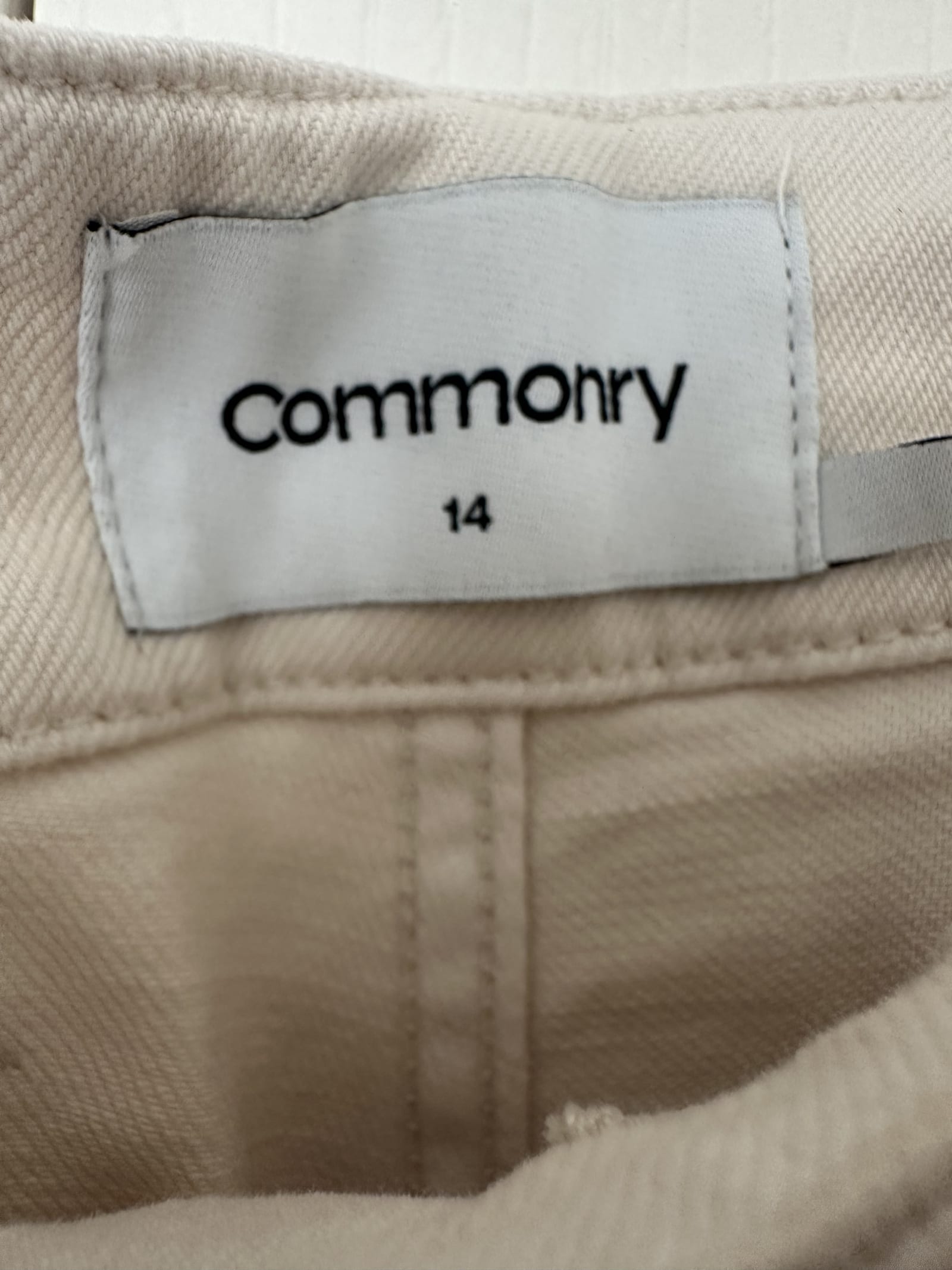 136273