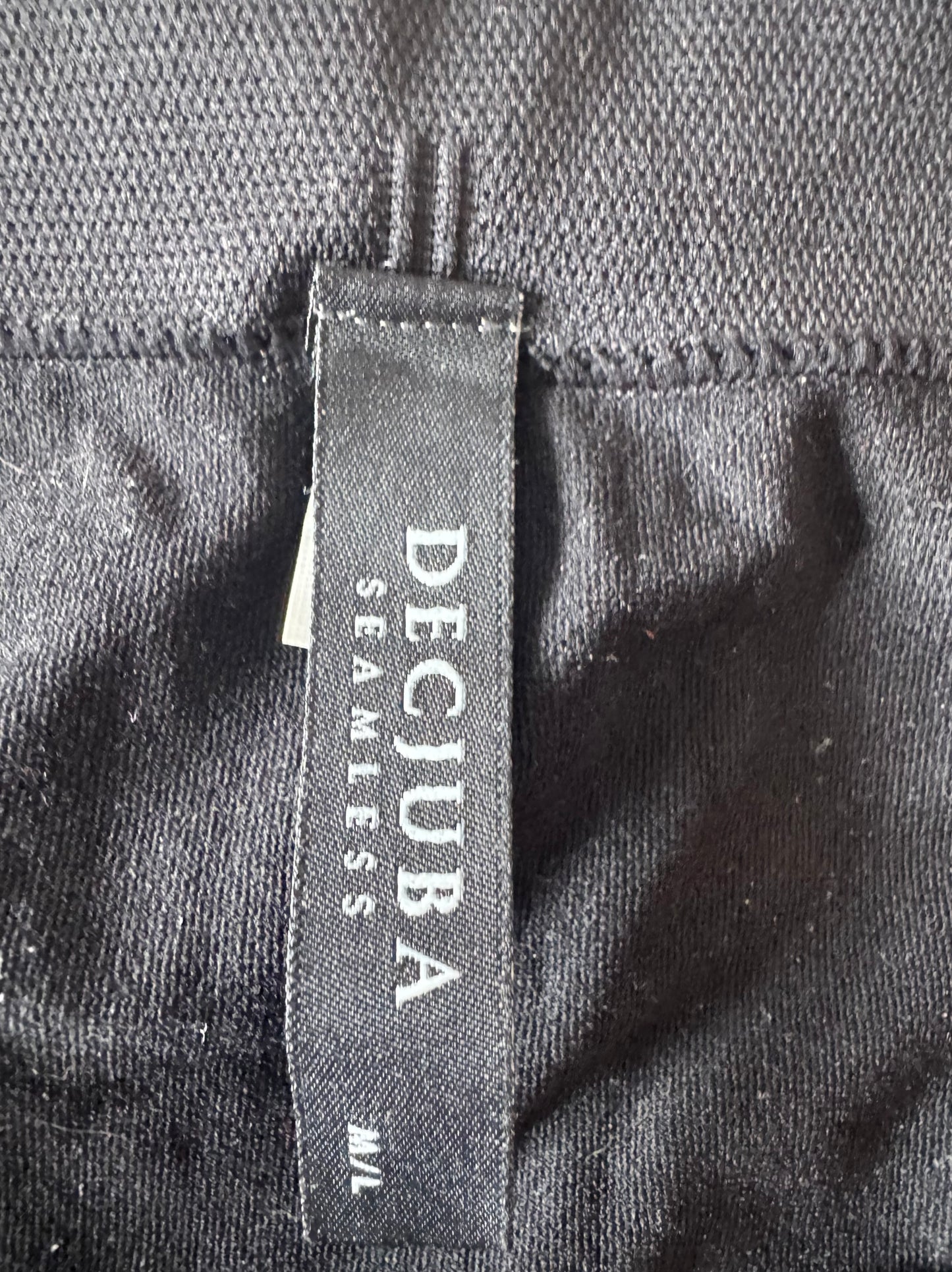 37400