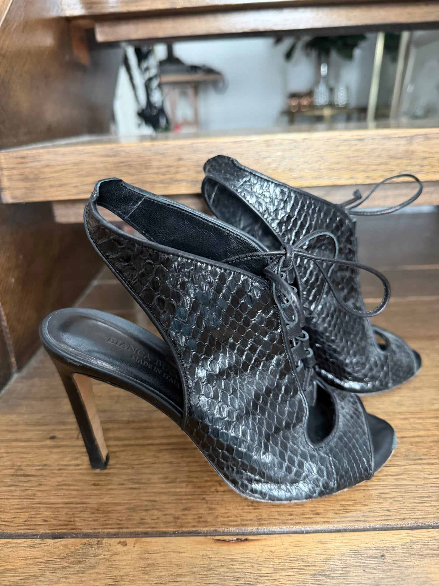 149879