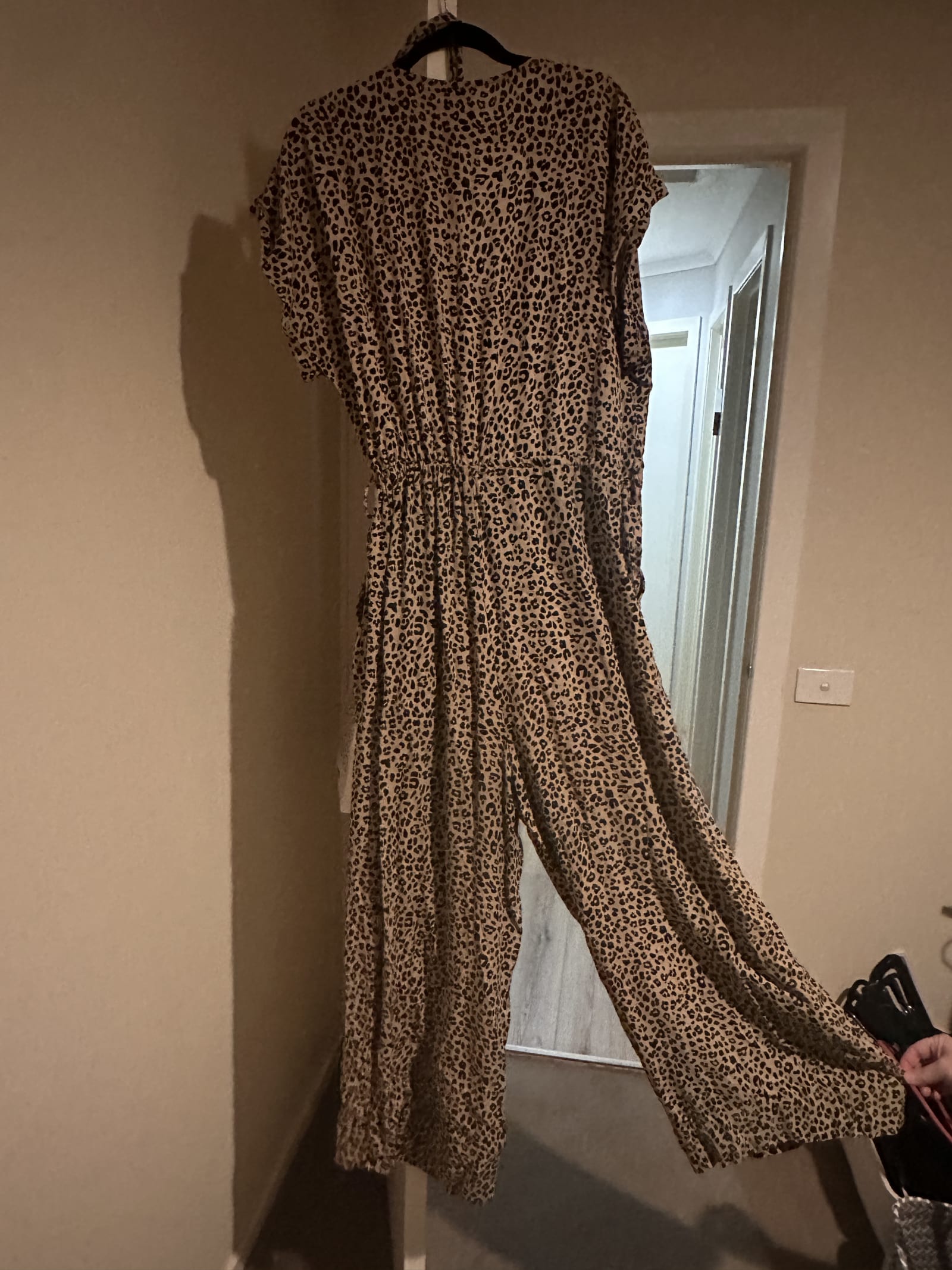 182196