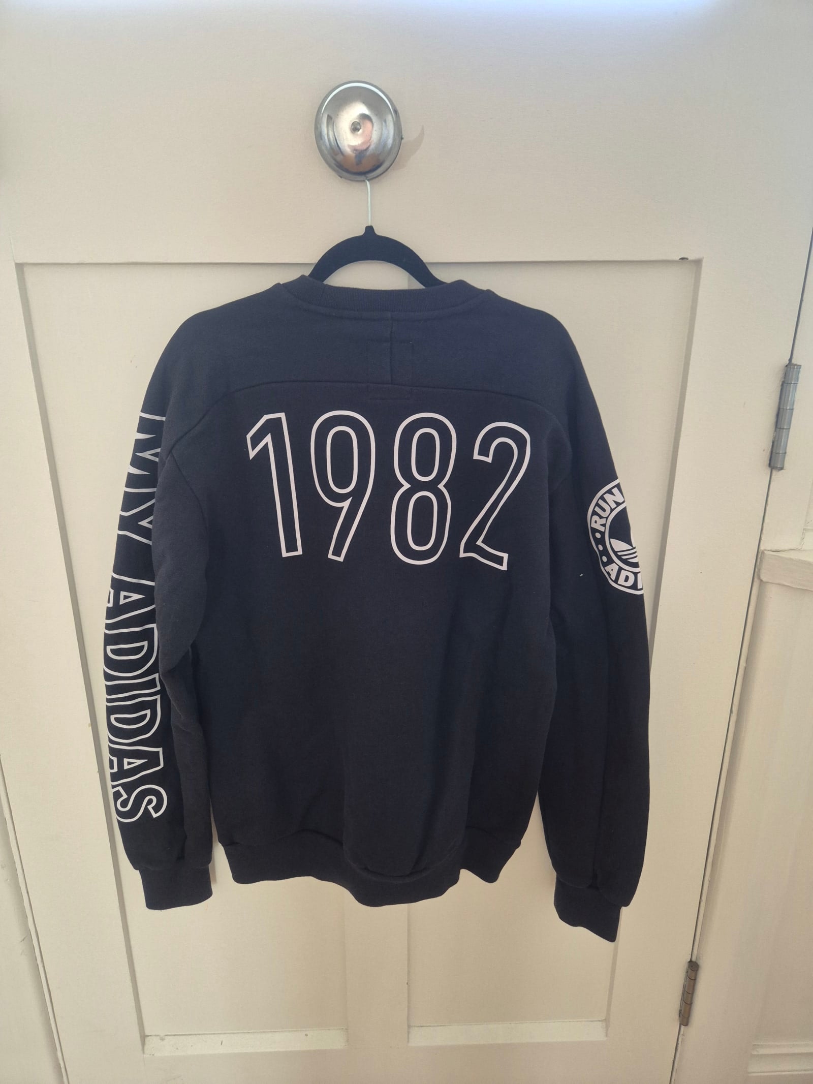 169545