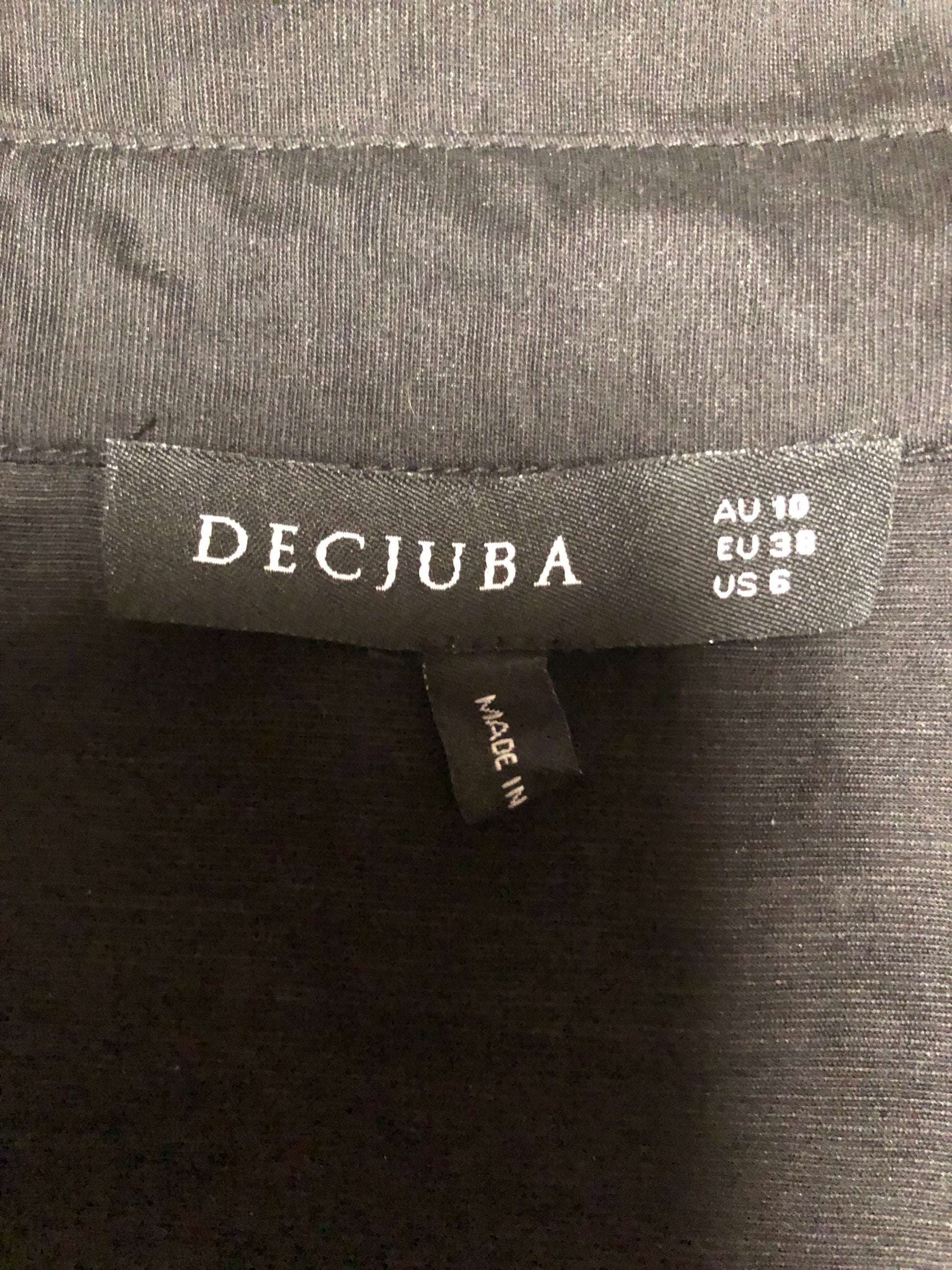 23564