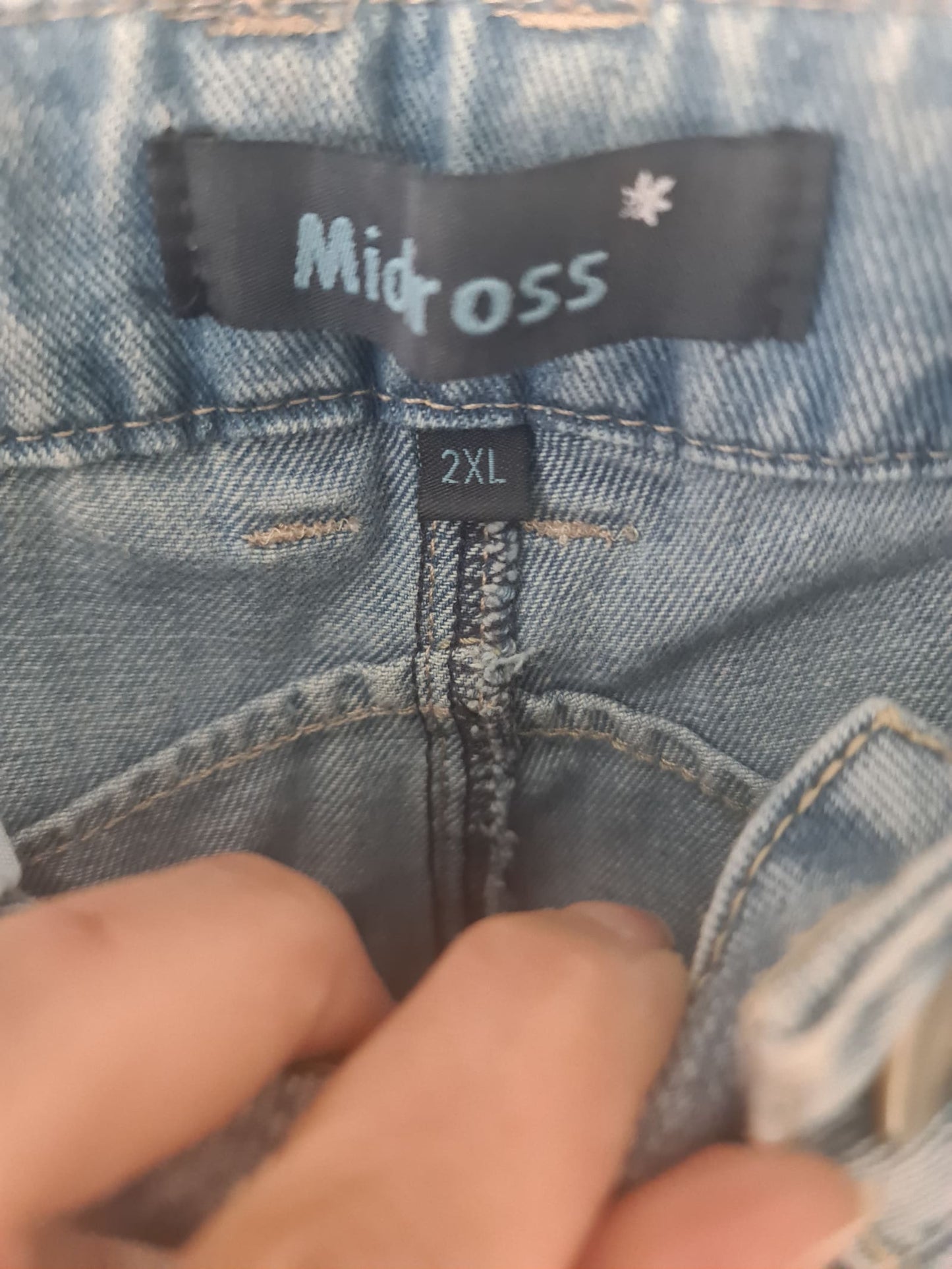 67047