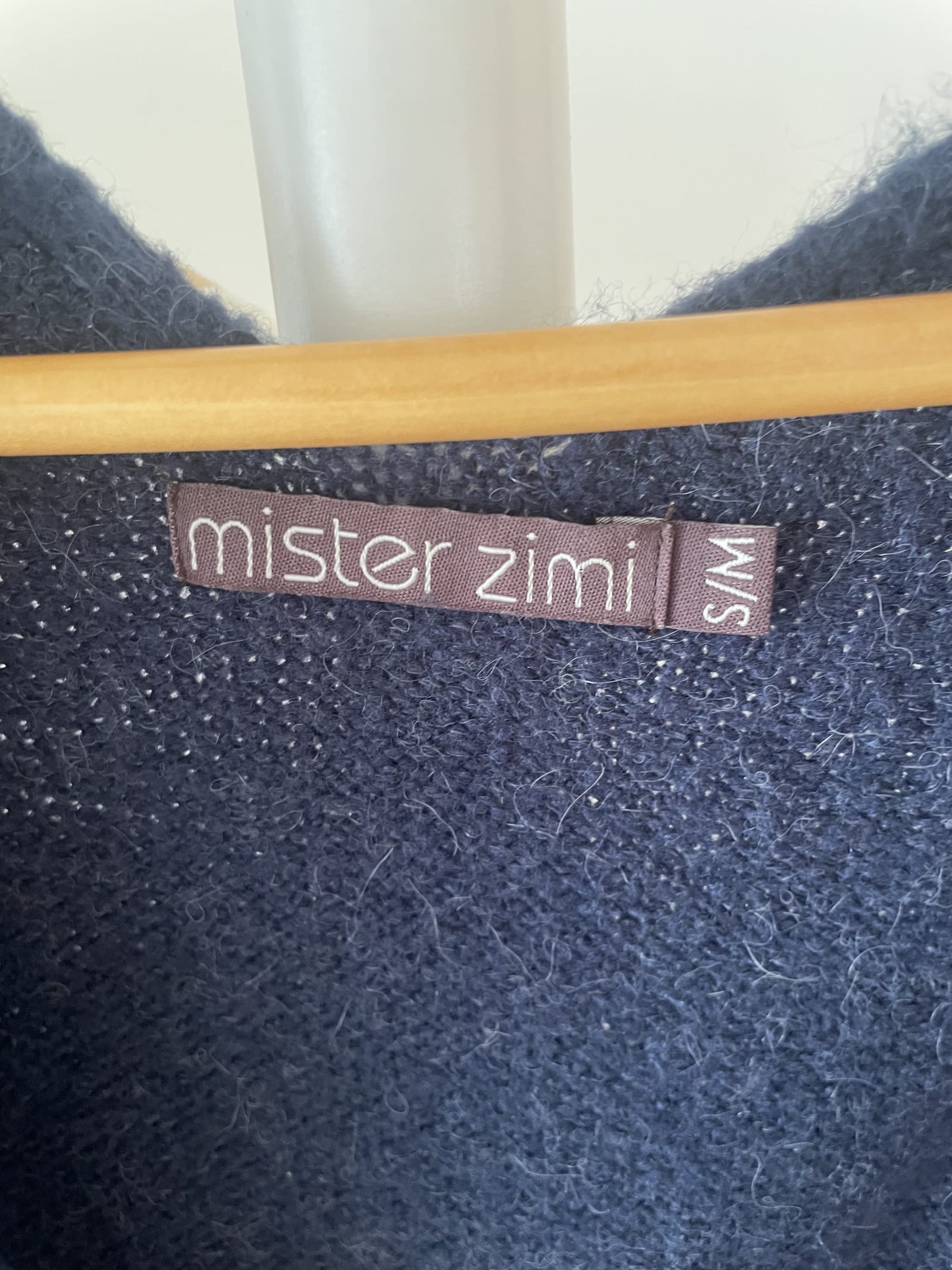 125745