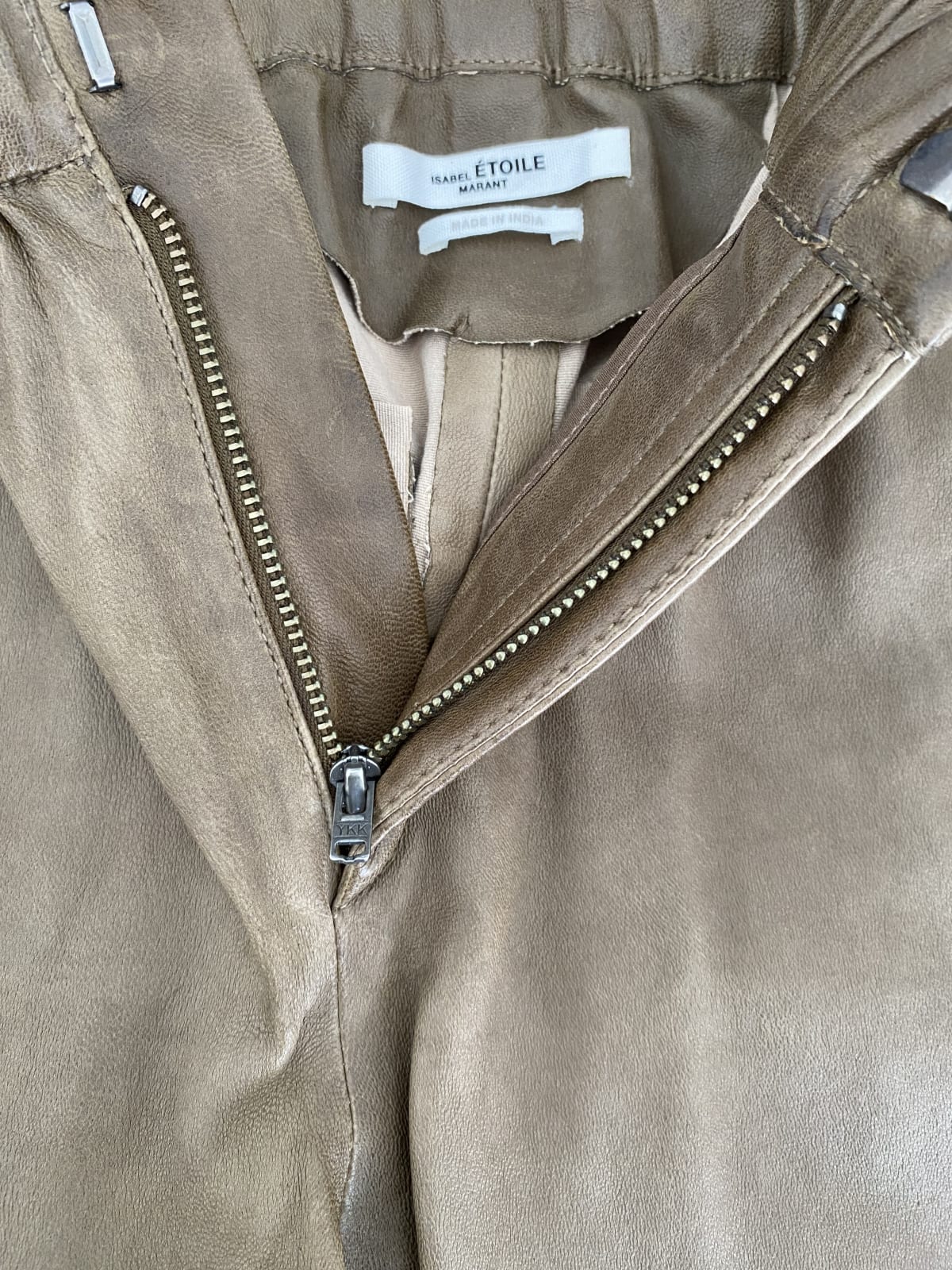 200040