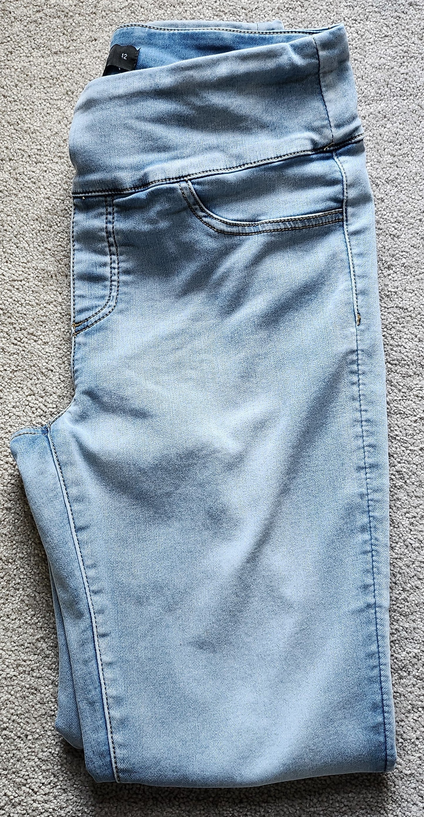 19852