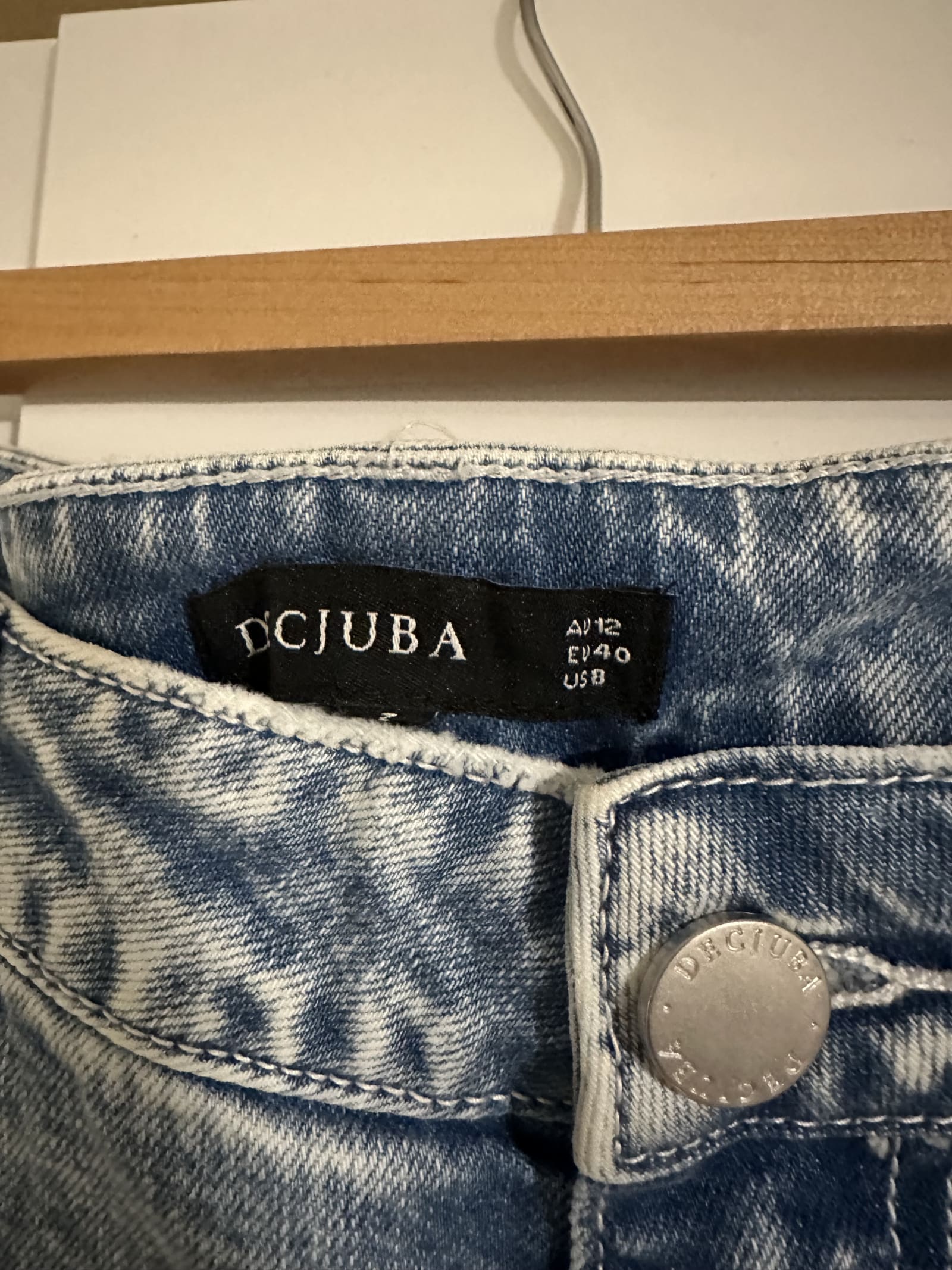 112846