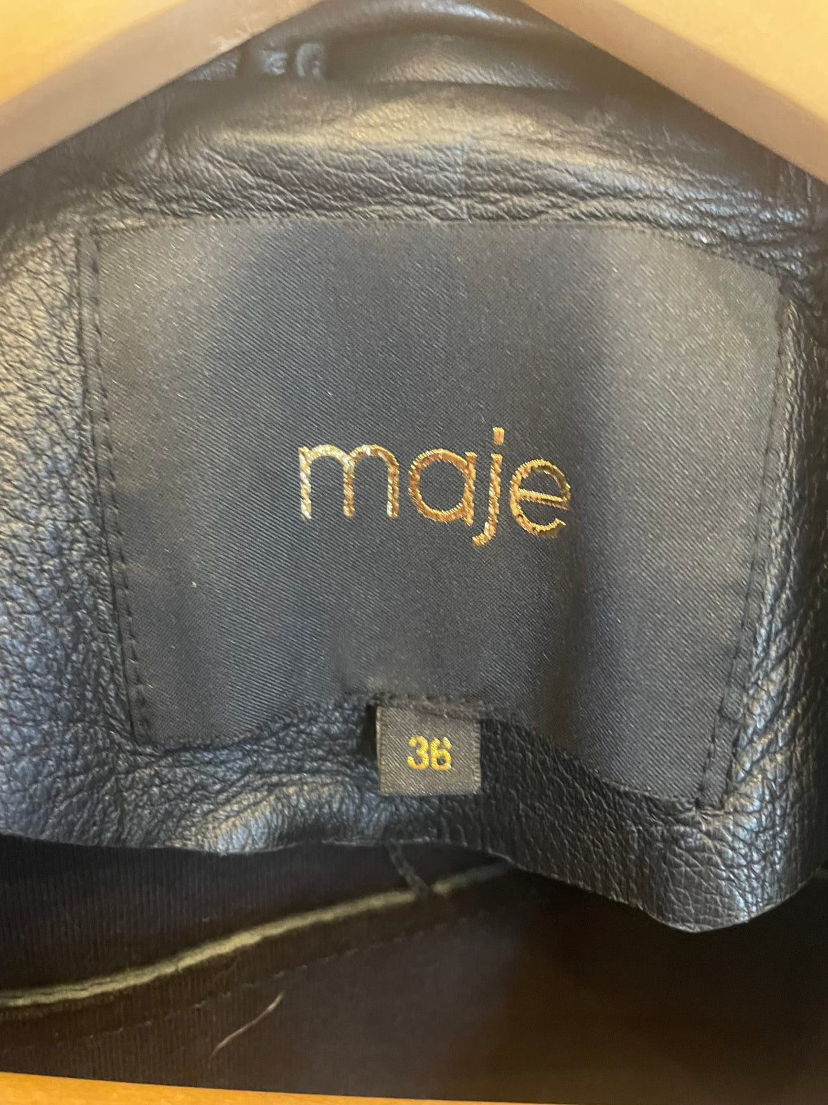 183340