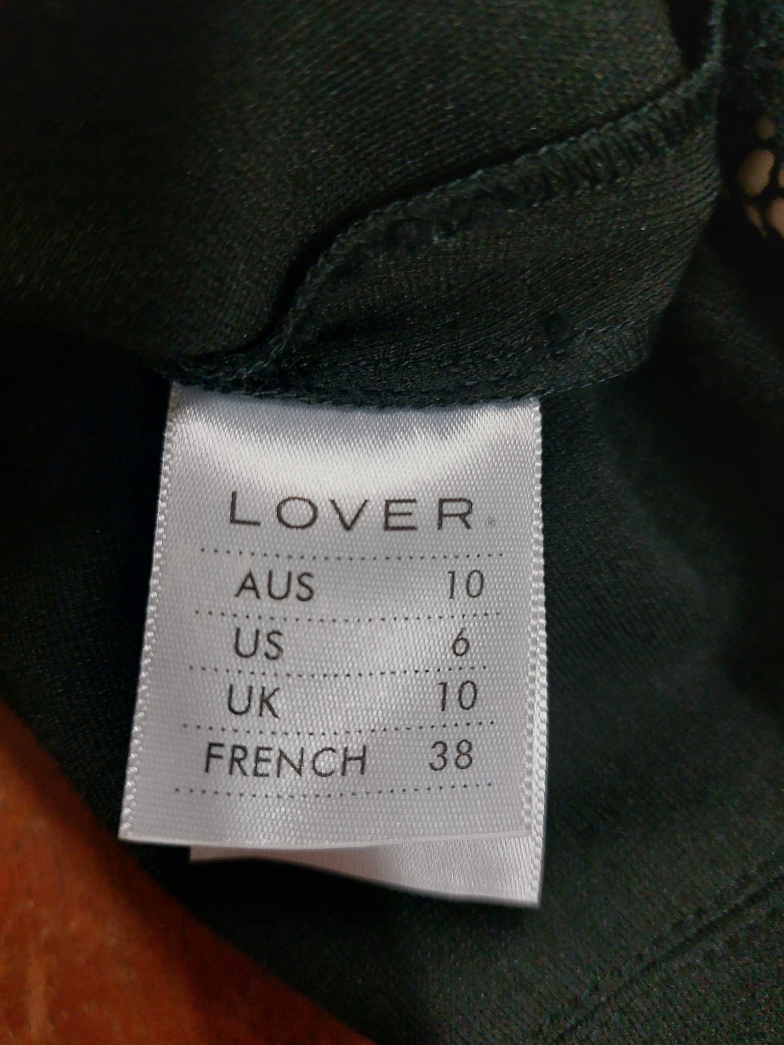 176983