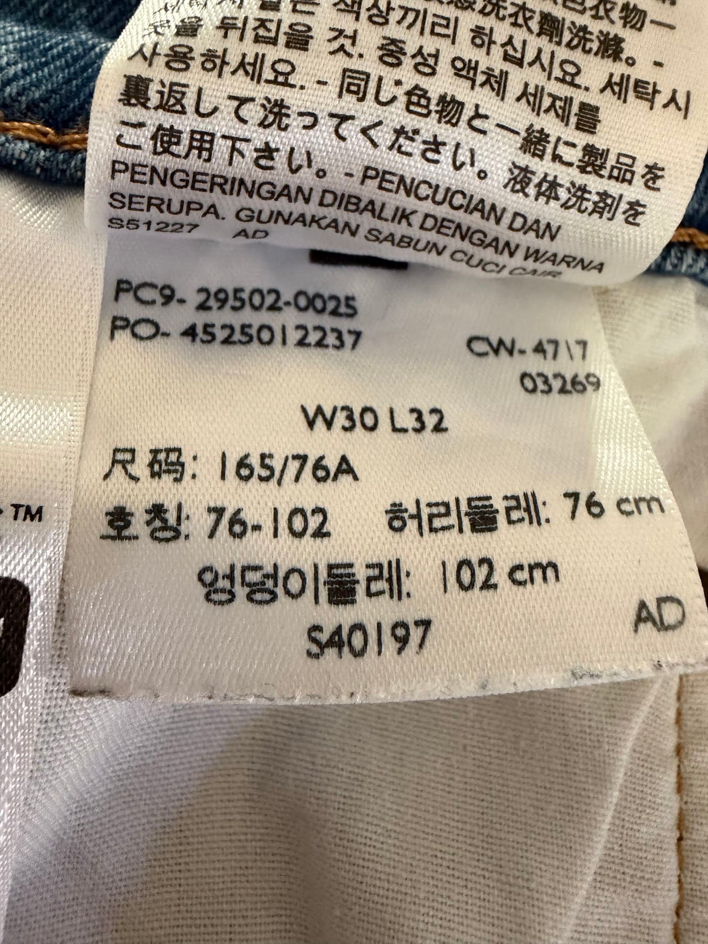 92860
