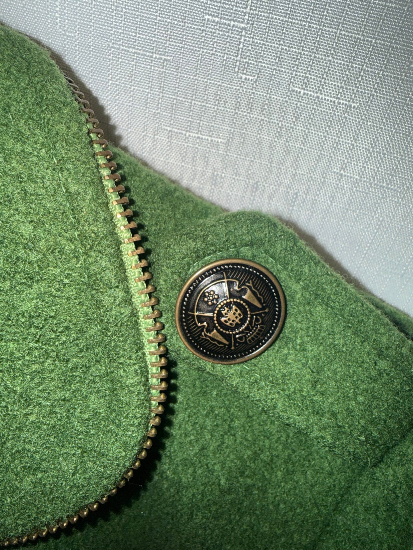 159013