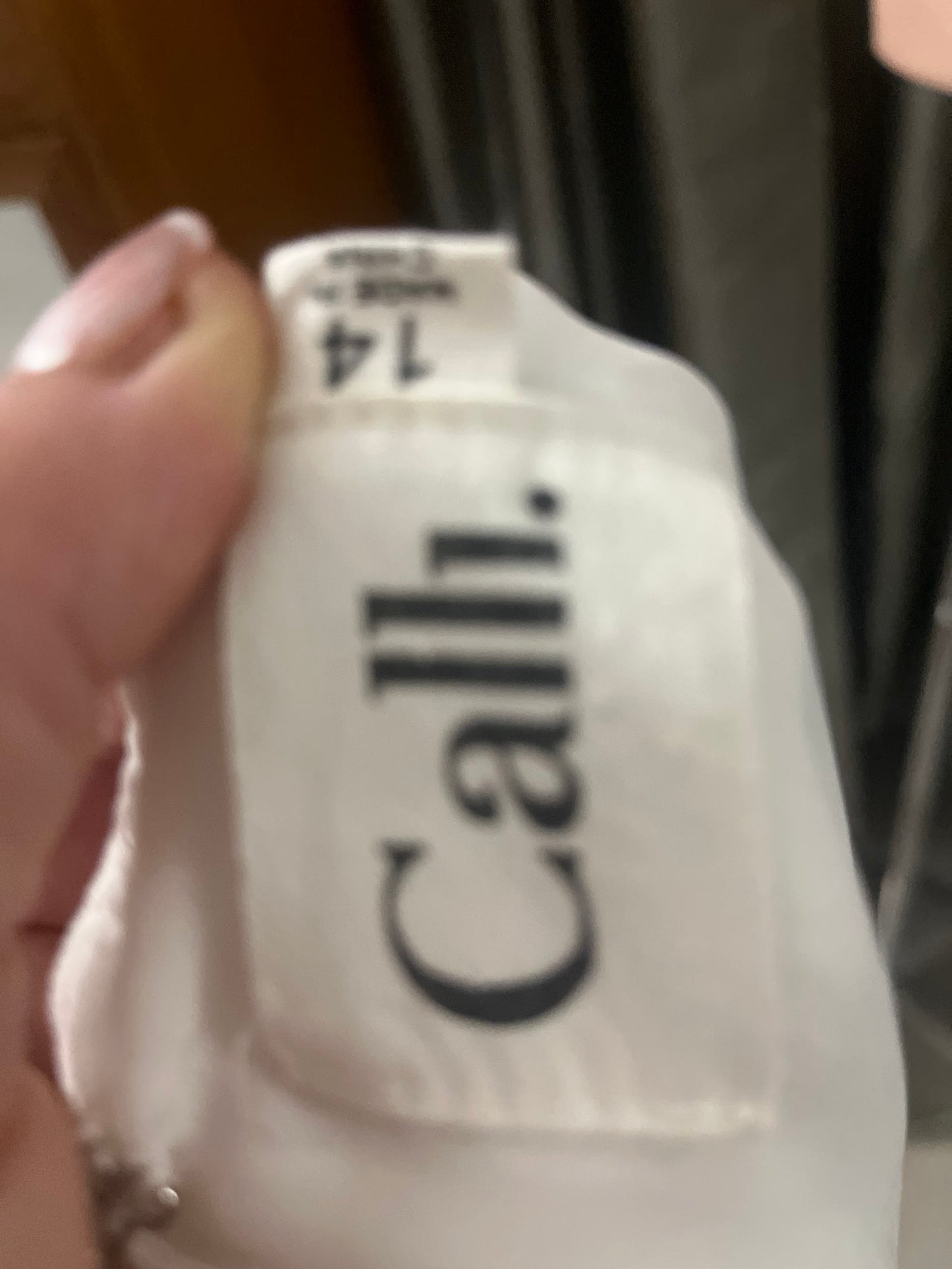 183821