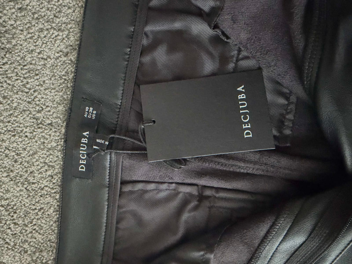 216504