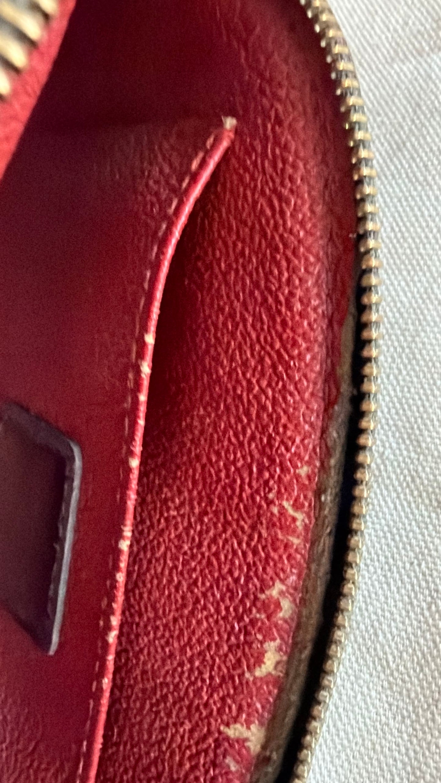 152093