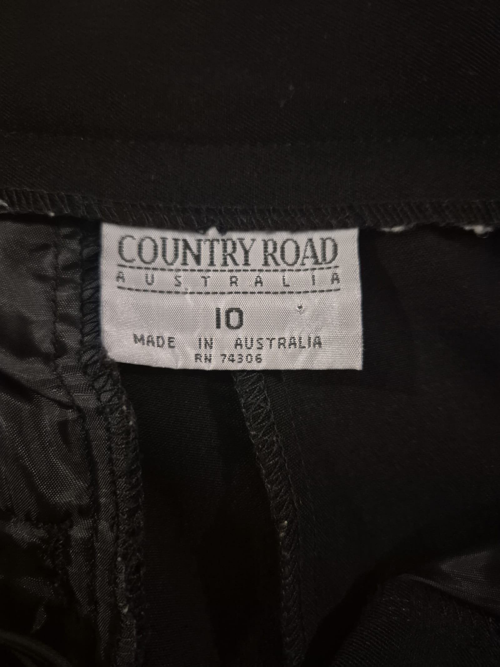 115738