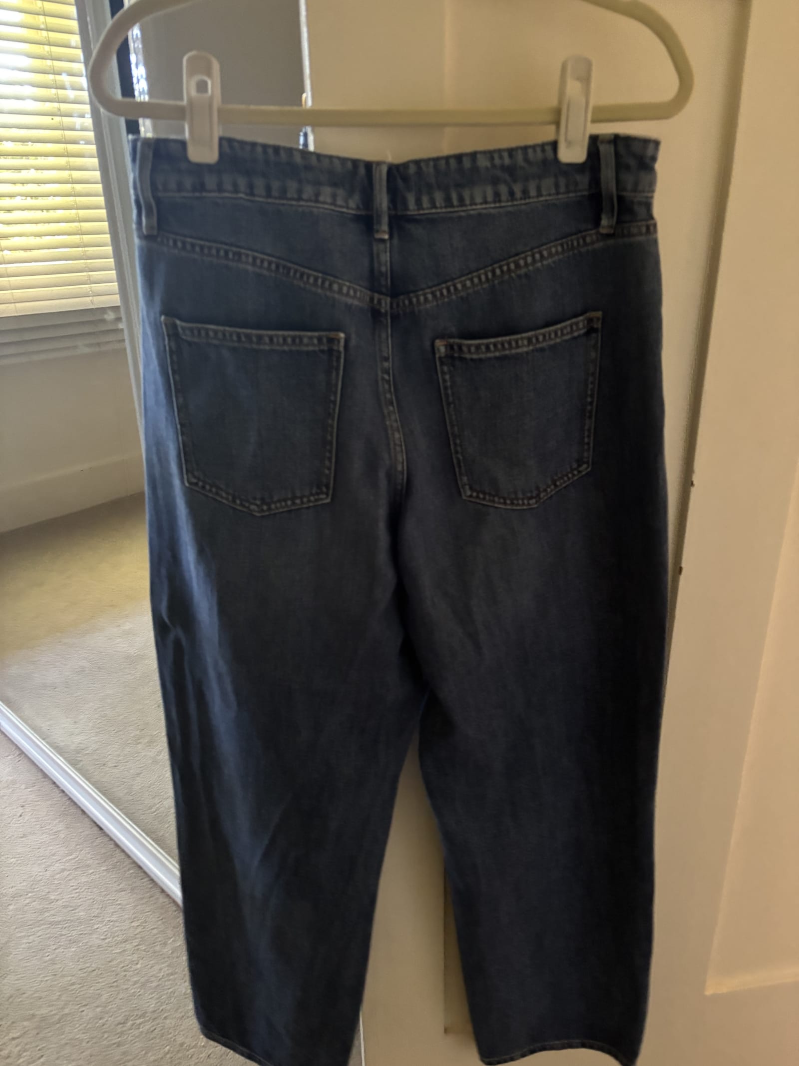 107648
