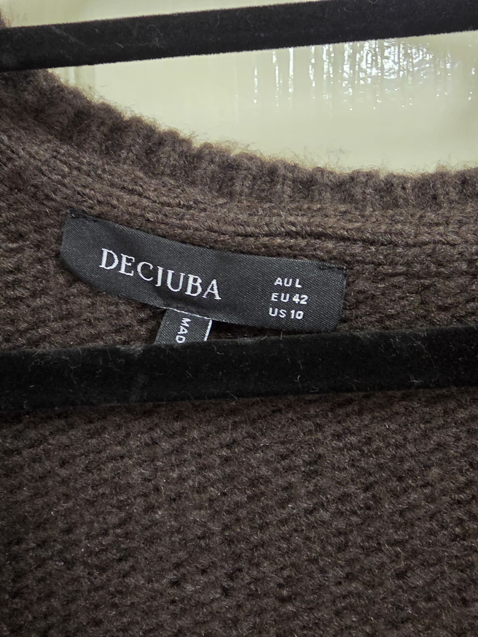 133987