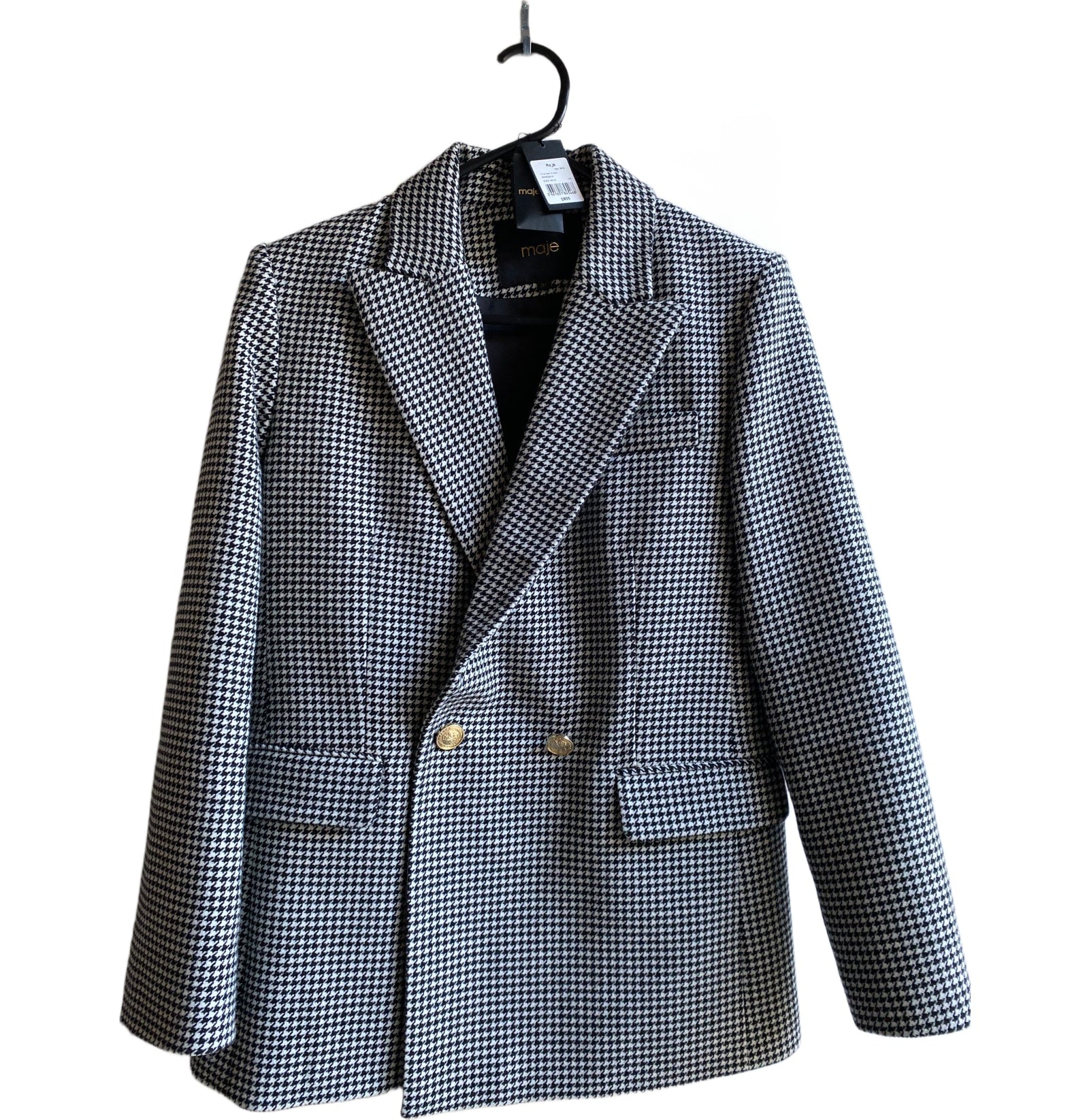 132631