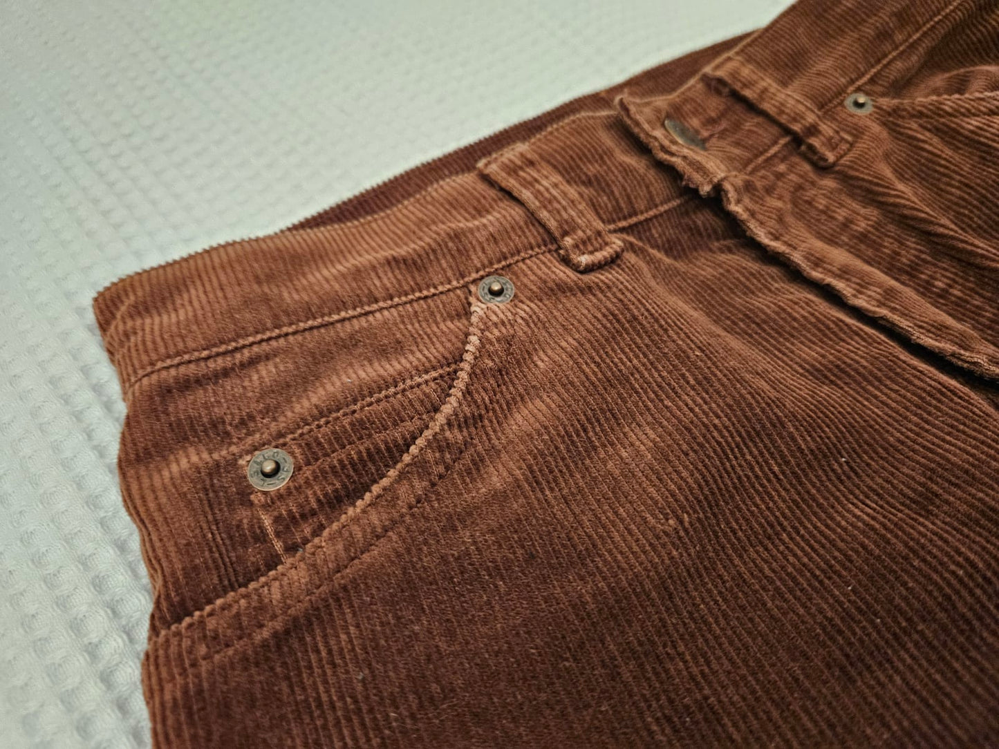 93003
