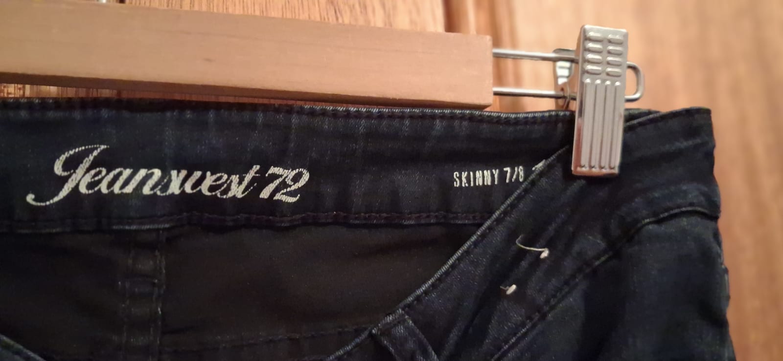 187301