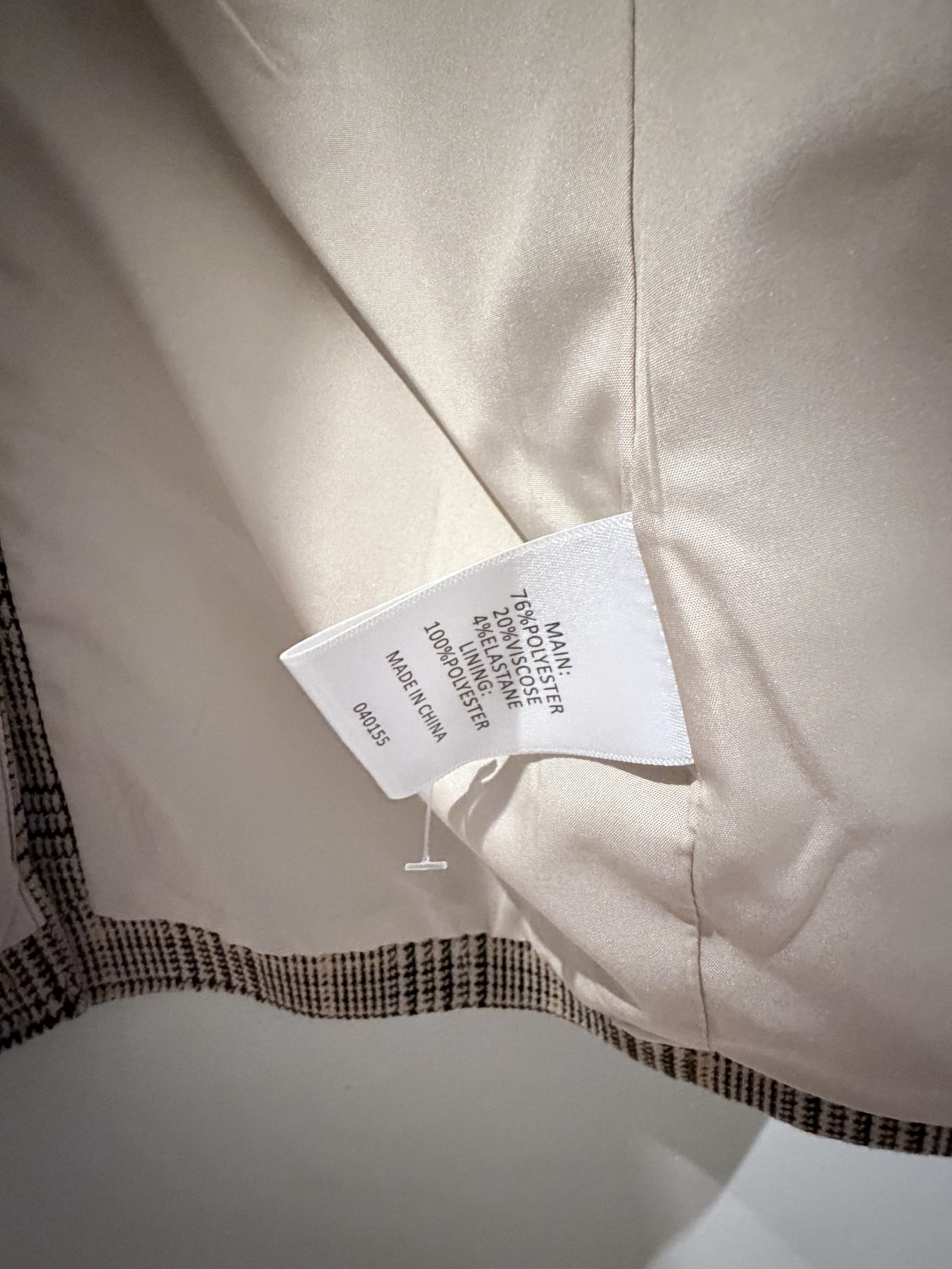153929