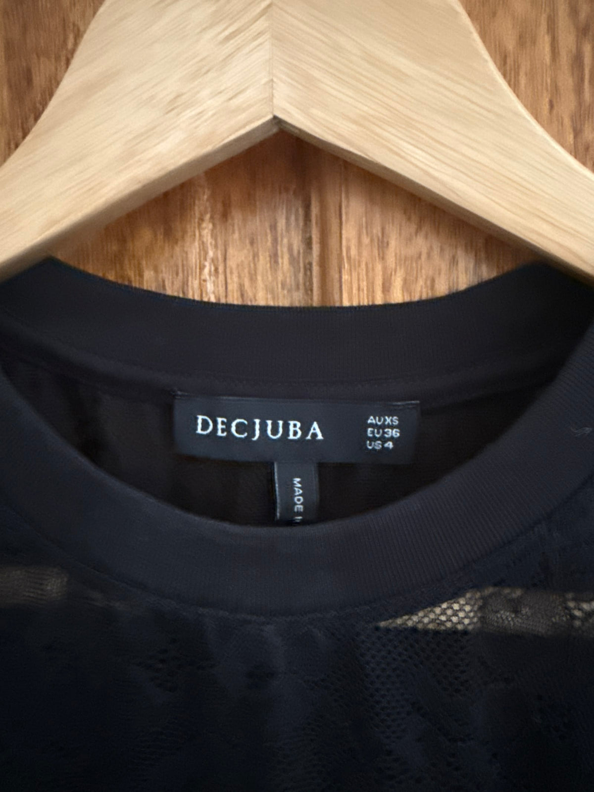 202990