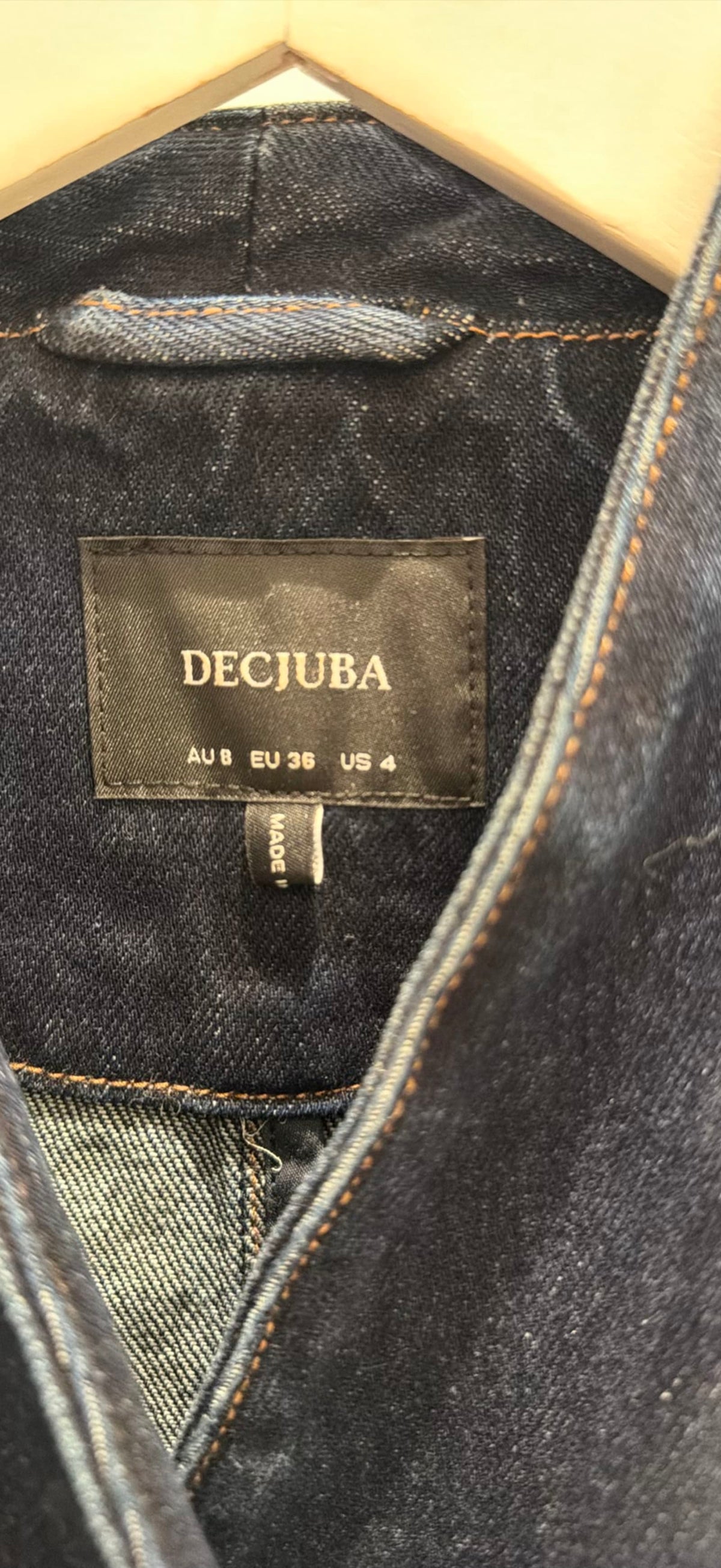 221000