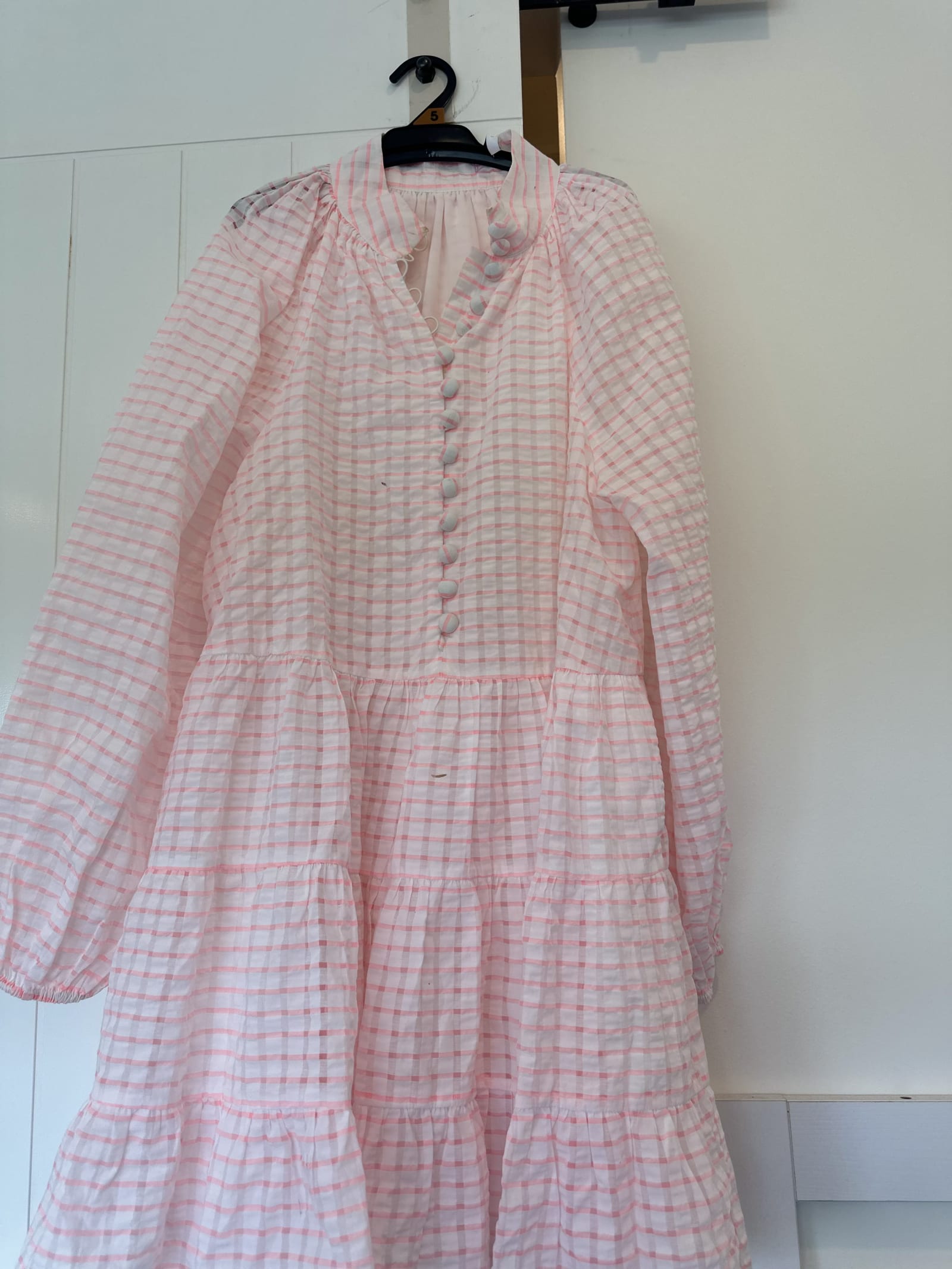 64901