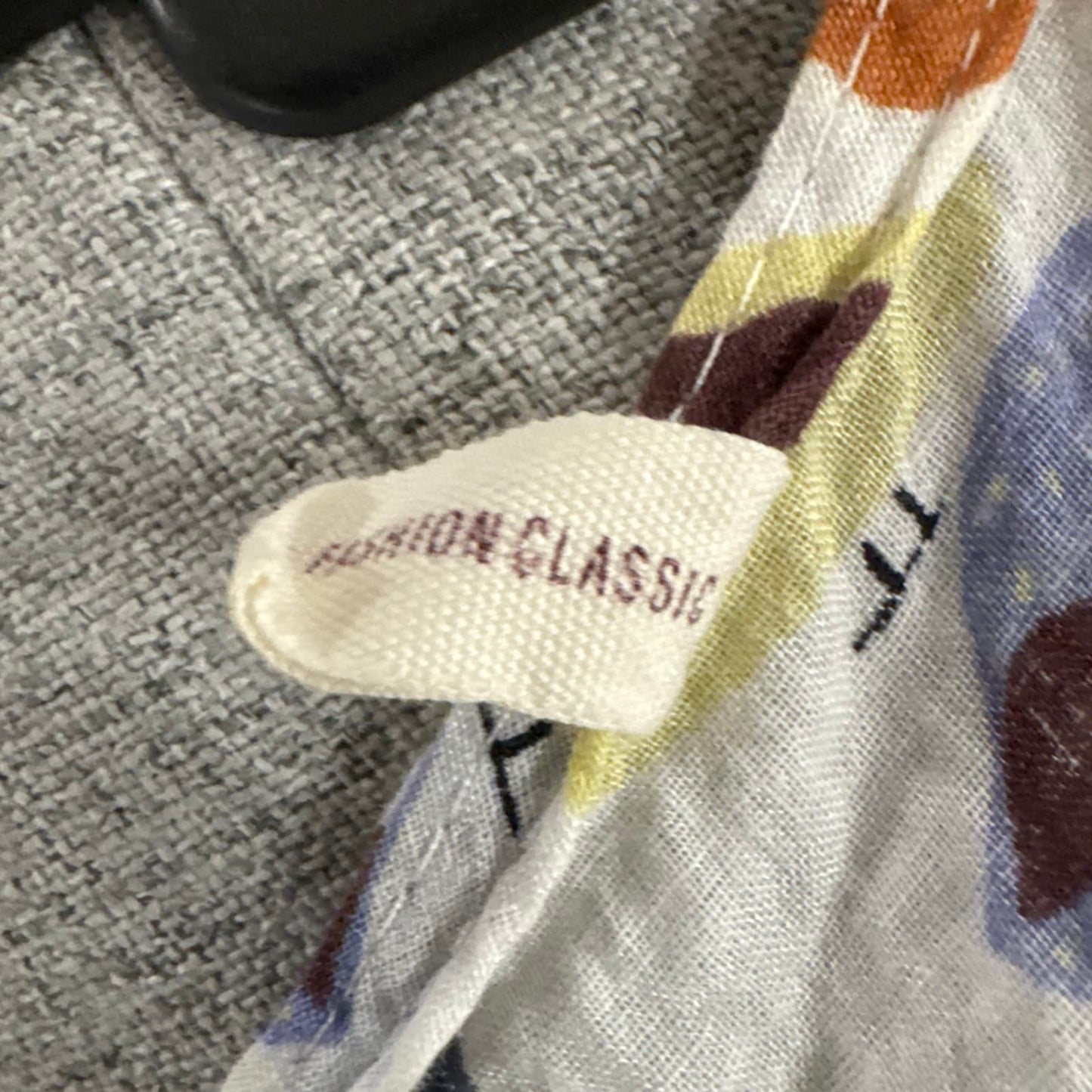 194562